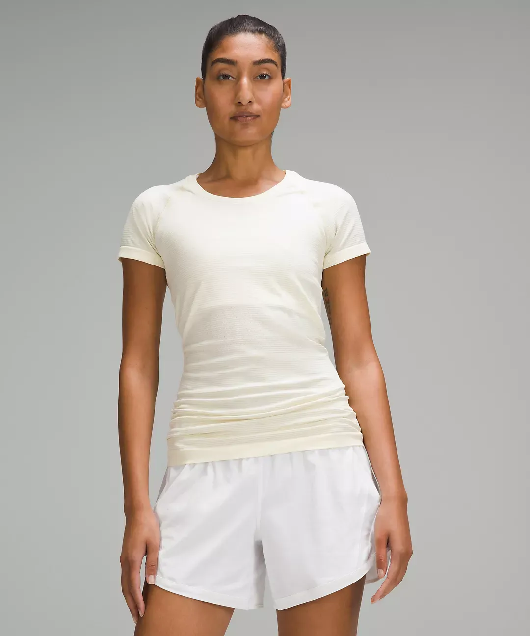 Swiftly Tech Short-Sleeve Shirt 2.0 Hip Length