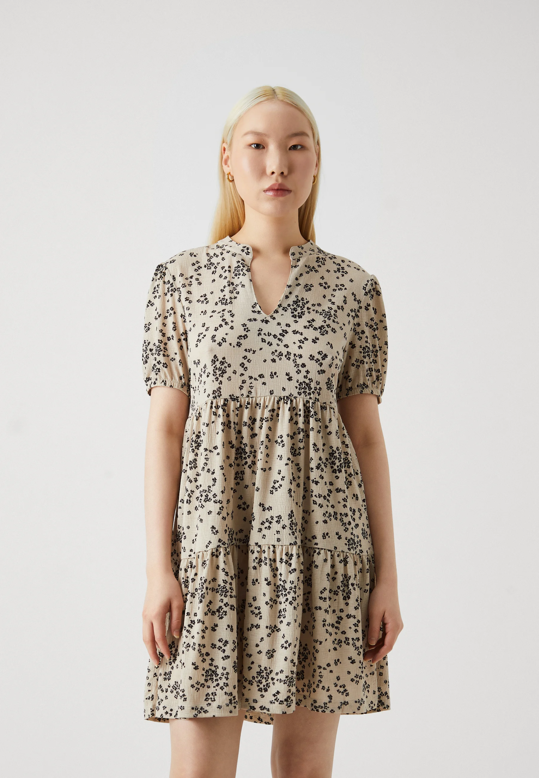 JDY JDYZOEY V NECK DRESS - Vestito di maglina