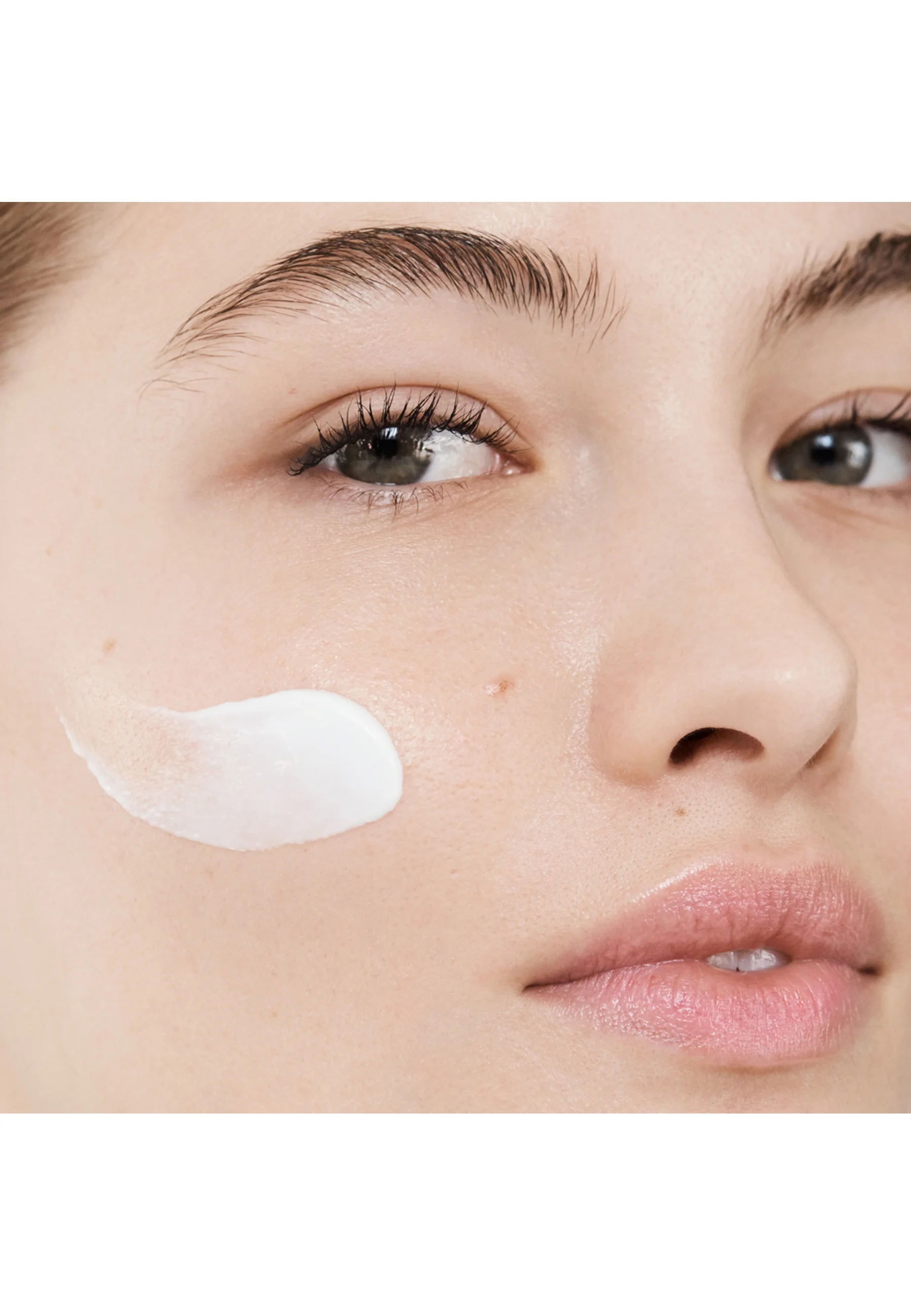 ESTÉE LAUDER DAYWEAR MULTI-PROTECTION ANTI-OXIDANT 24H-MOISTURE CREME SPF15 FOR NORMAL/COMBINATION SKIN - Crema da giorno