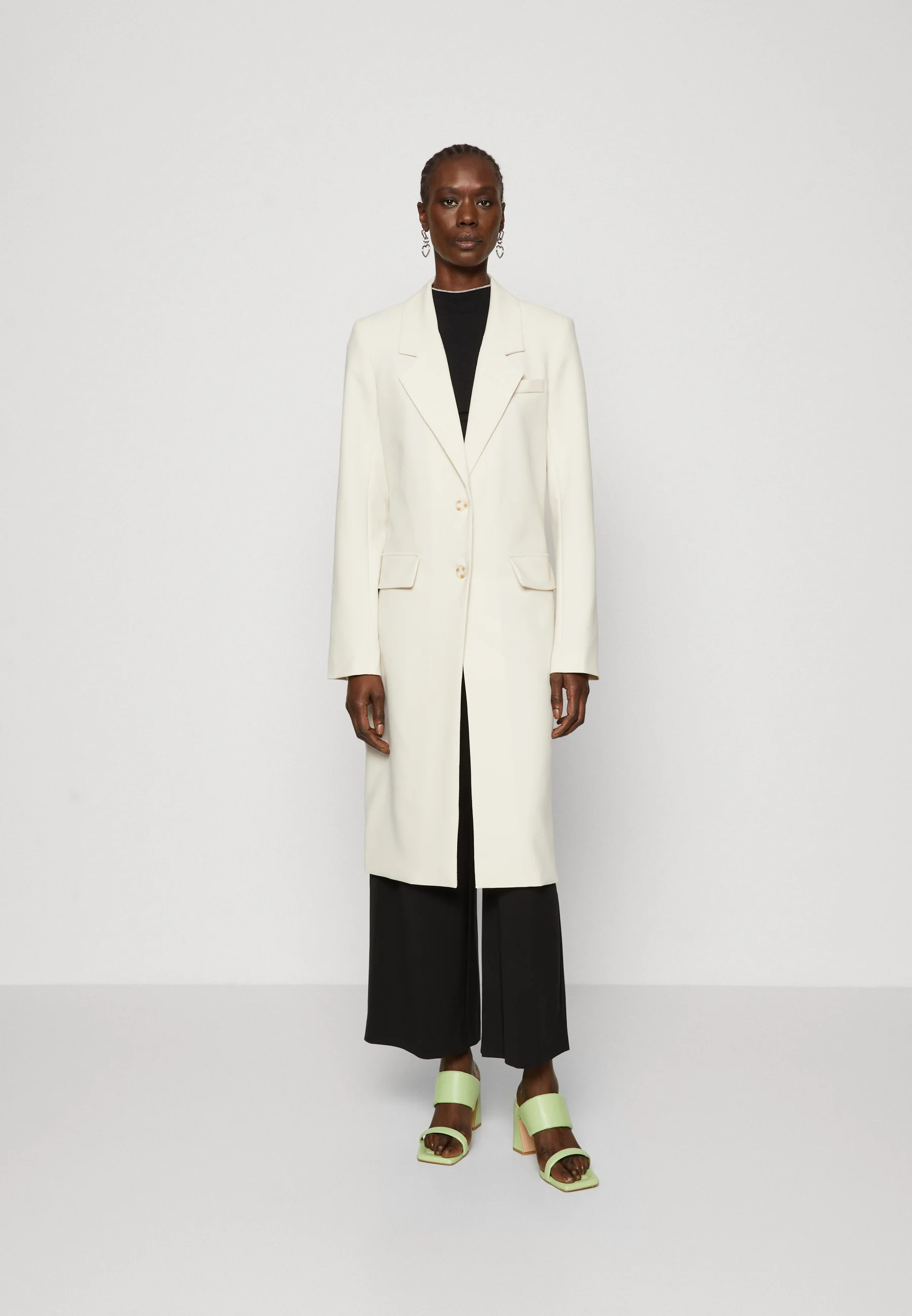 Vero Moda Tall VMCLAIR LONG BLAZER - Cappotto classico