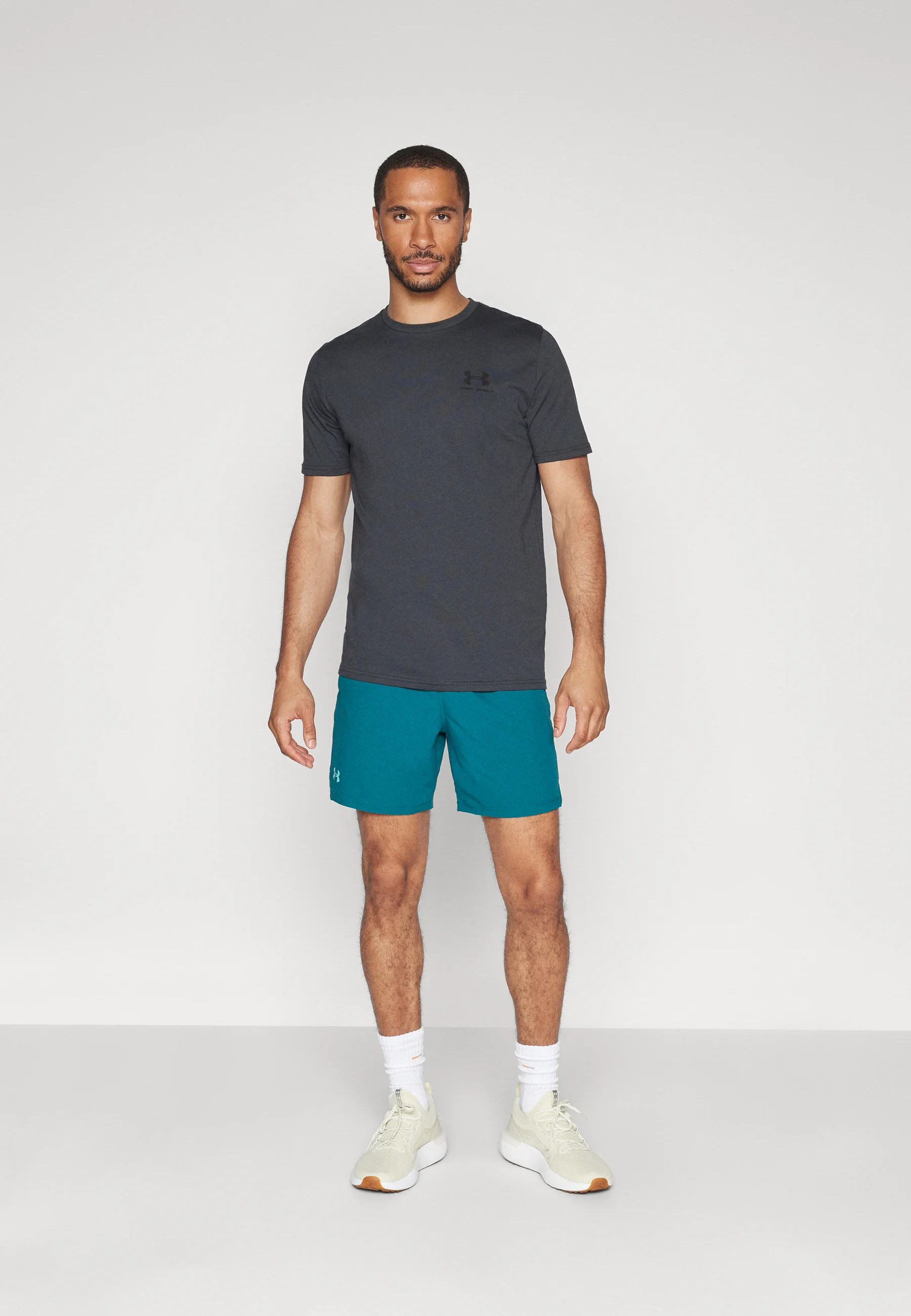 Under Armour VANISH WOVEN SHORTS - Pantaloncini sportivi
