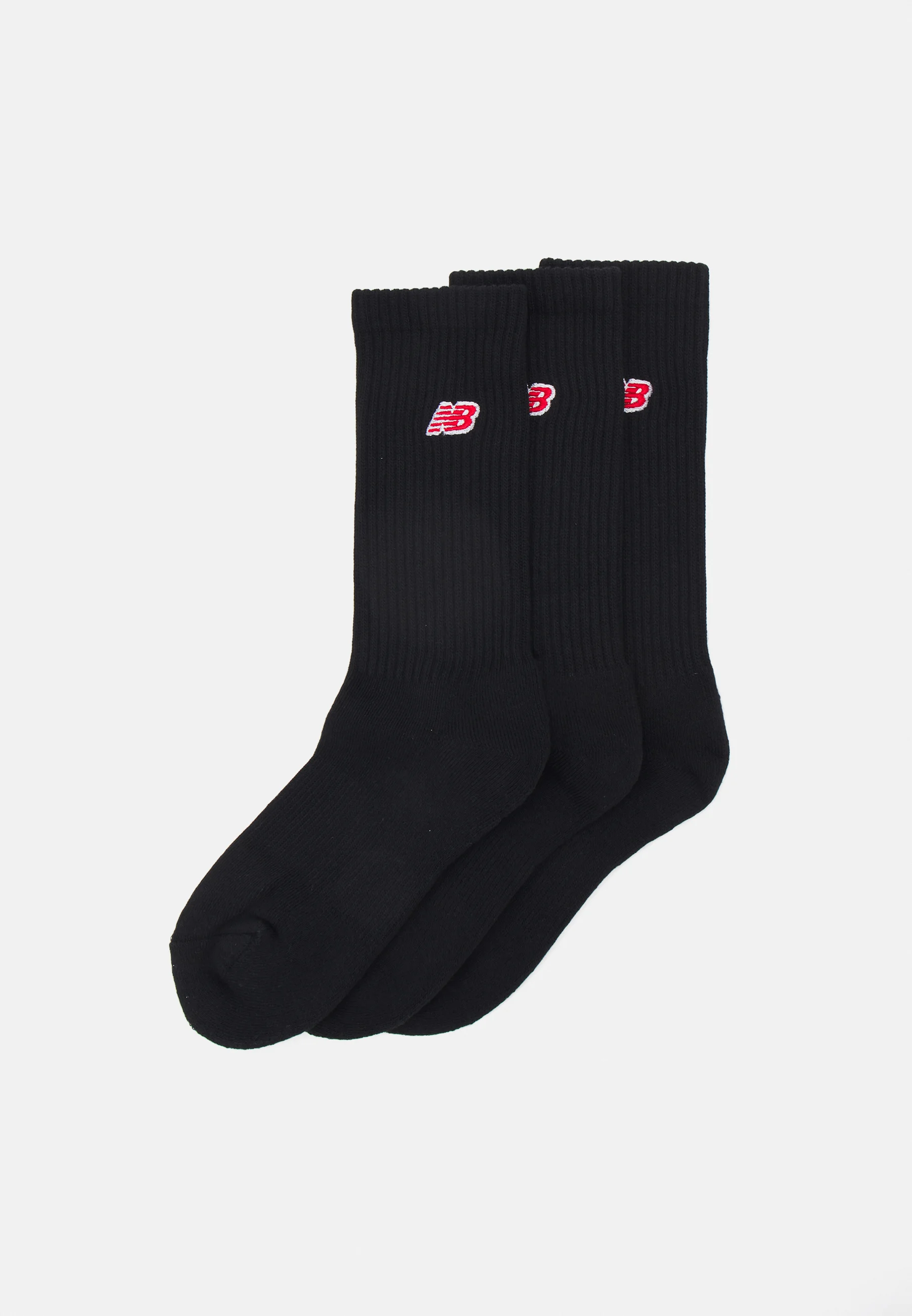 ESSENTIALS CUSHIONED CREW SOCKS PATCH LOGO 3 PACK - Calze