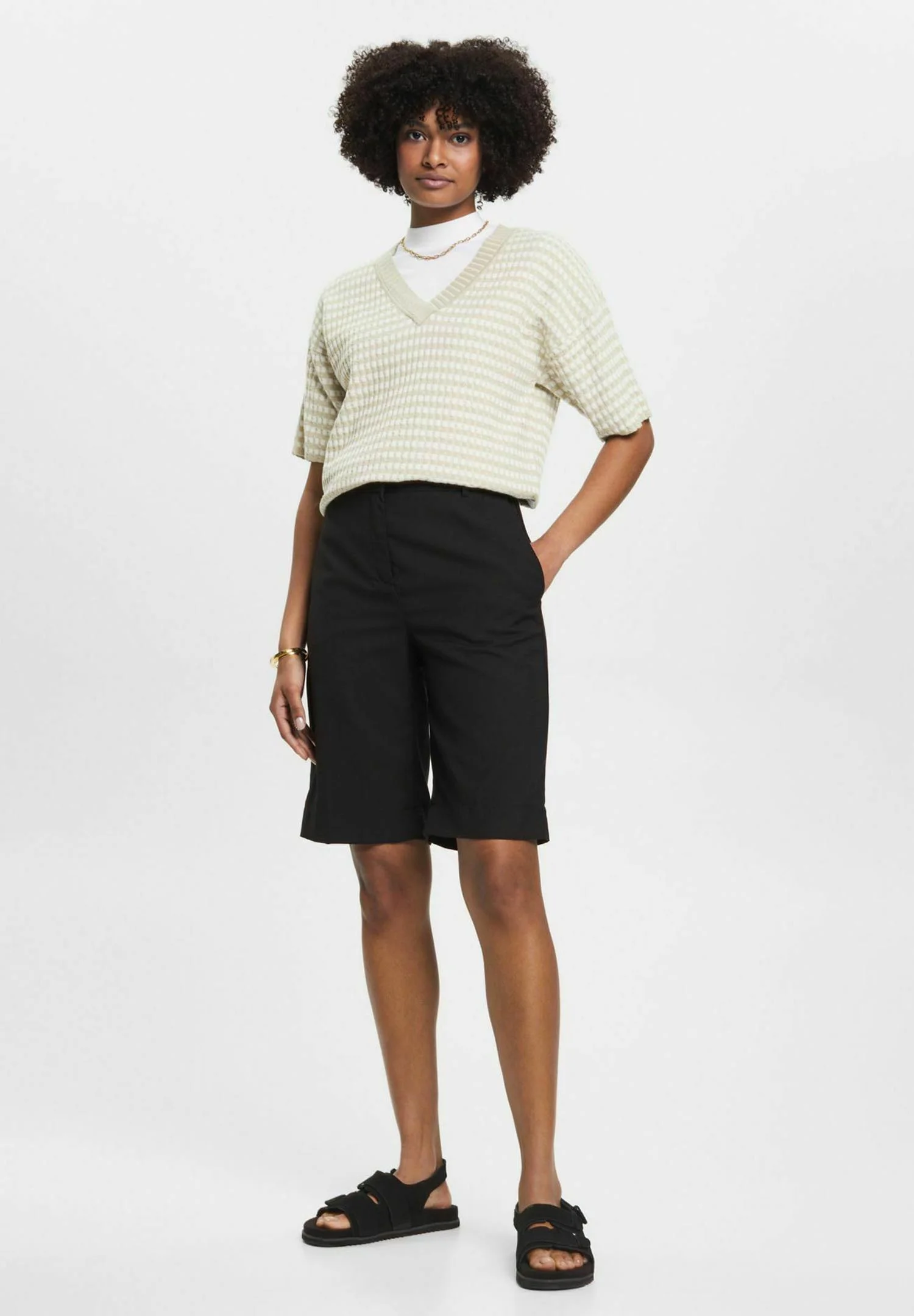 MIT HOHEM BUND - Shorts