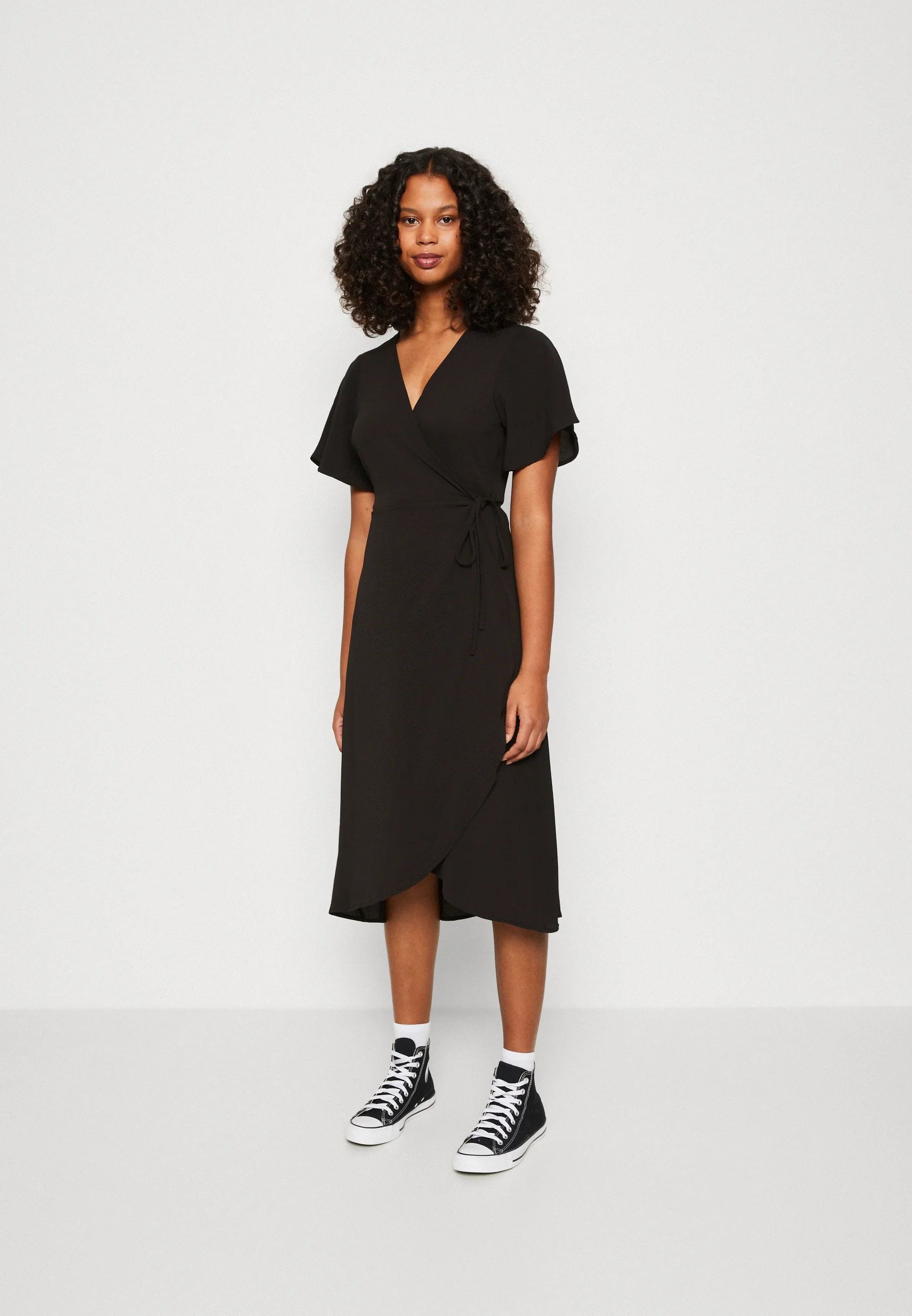 Vero Moda VMSAKI SS CALF WRAP GA NOOS - Vestito estivo