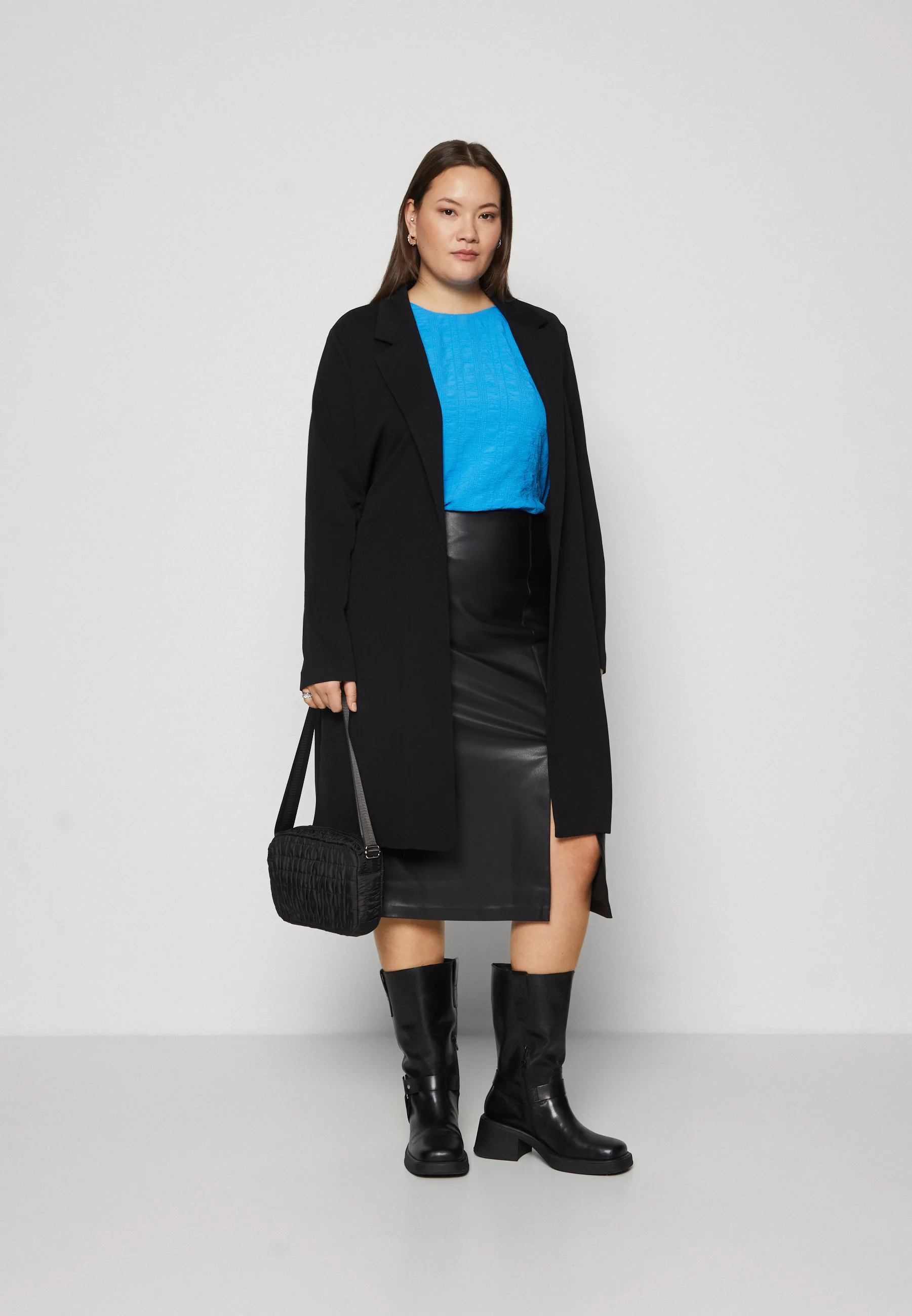 Vero Moda Curve VMCLIVA LONG TIE BLAZER - Cappotto corto