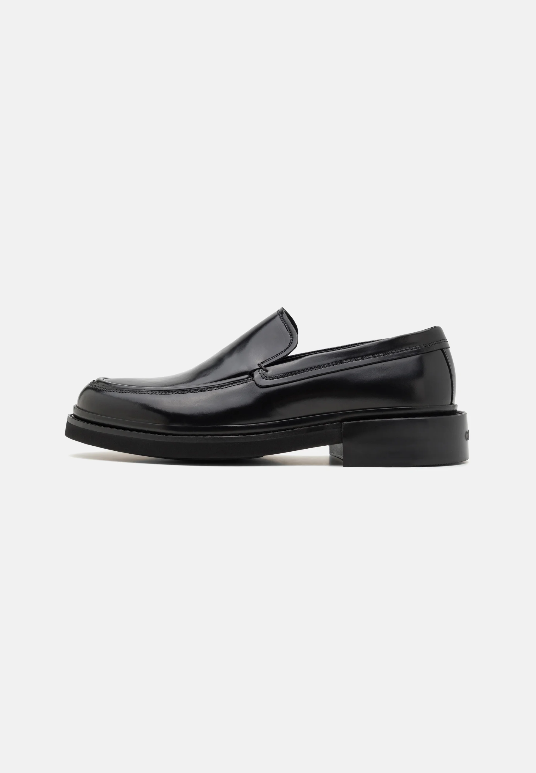 Scarpe senza lacci