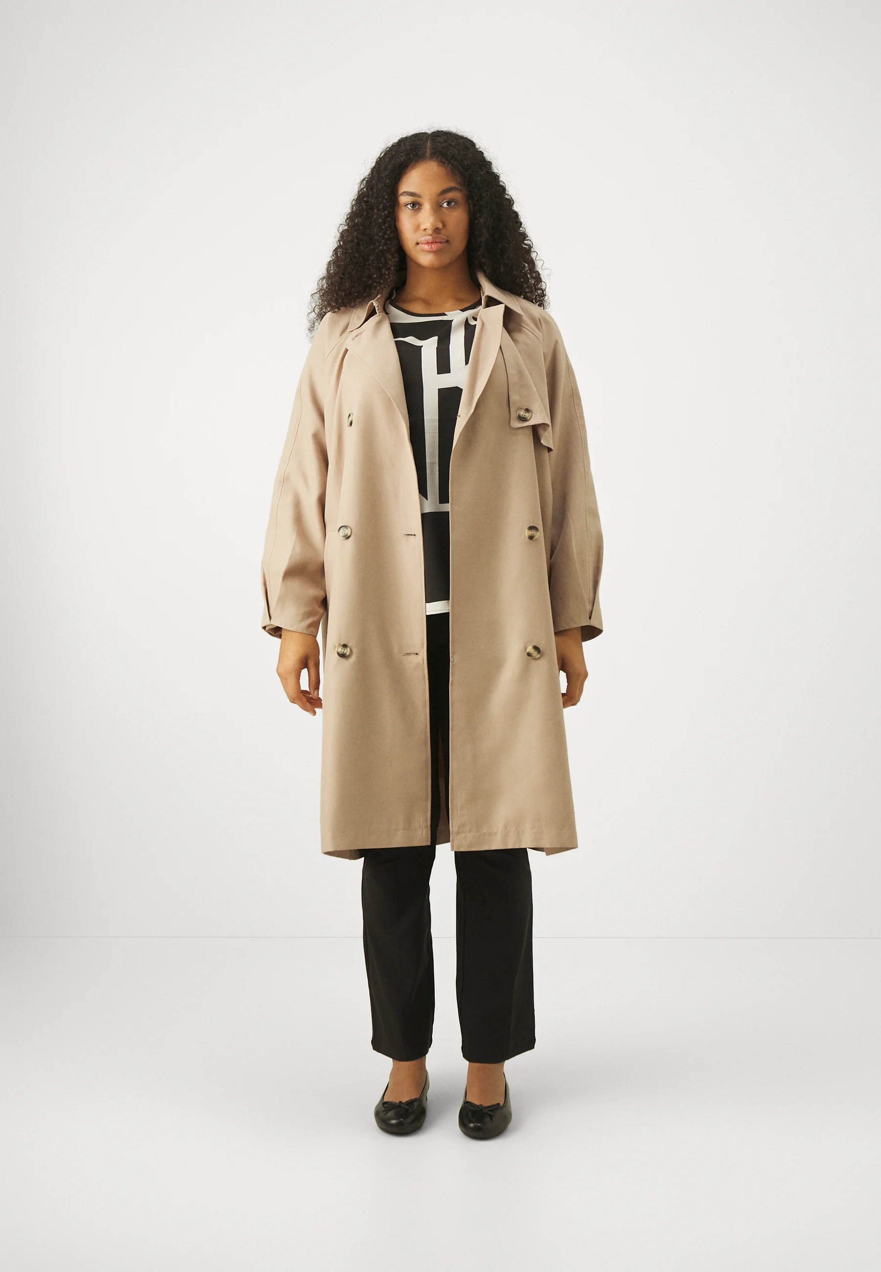 Vero Moda Curve VMCDOREEN LONG- Trench