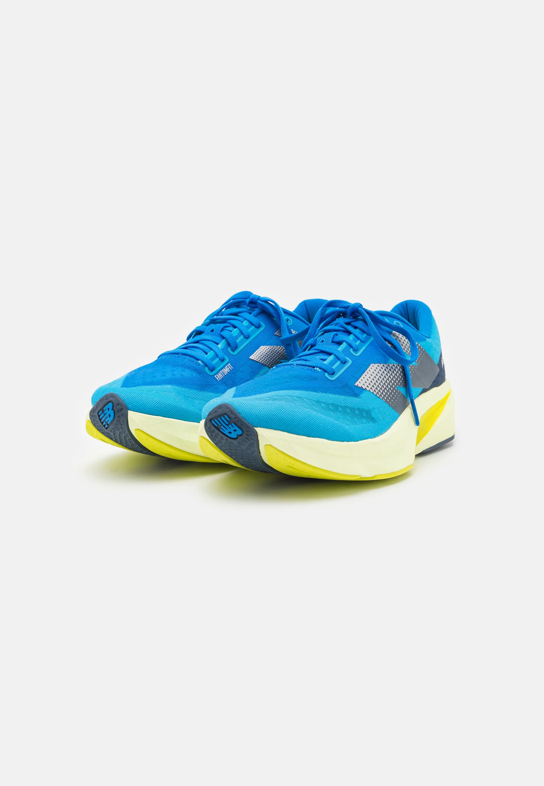 FUELCELL REBEL V4 - Scarpe running neutre