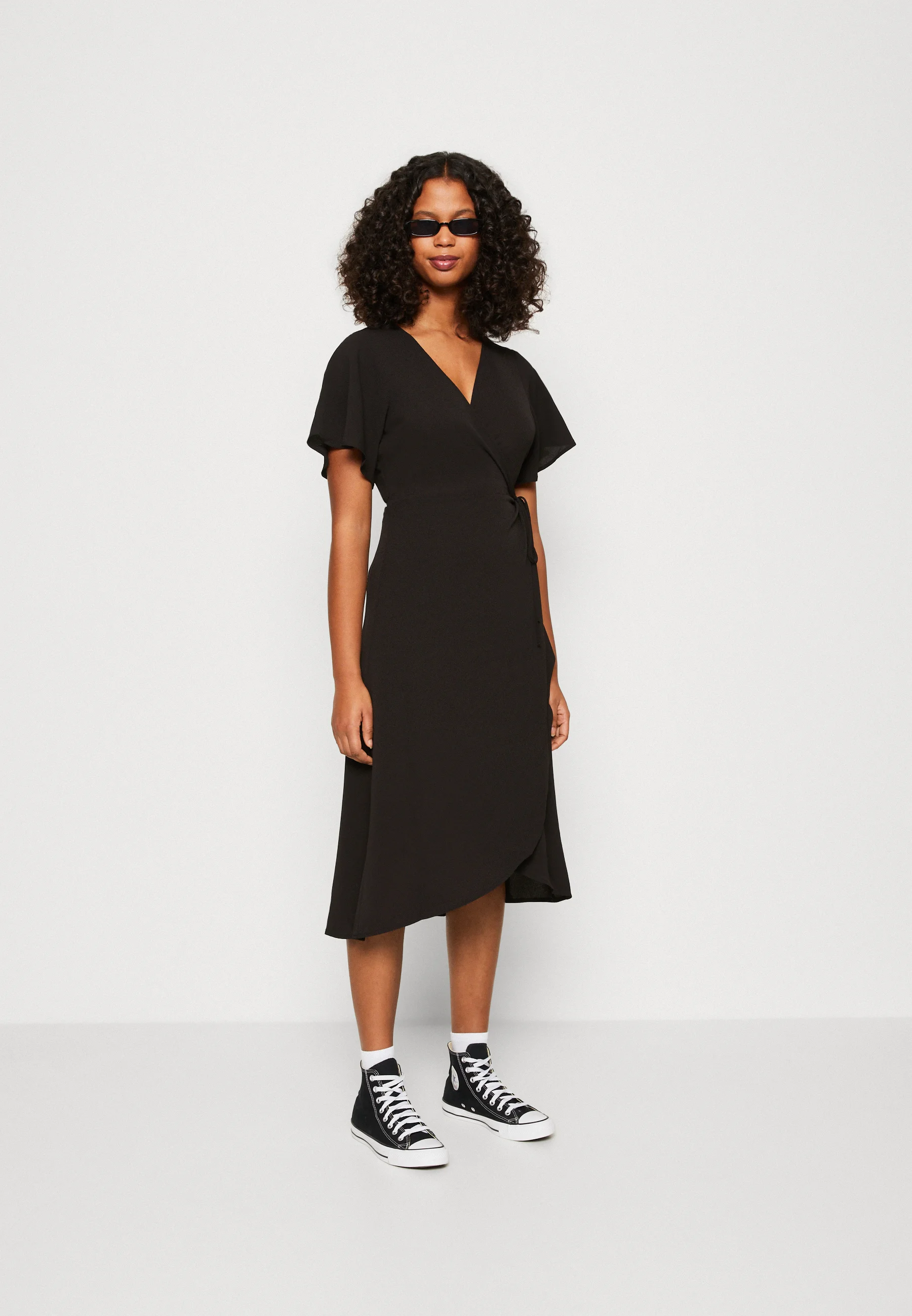 Vero Moda VMSAKI SS CALF WRAP GA NOOS - Vestito estivo