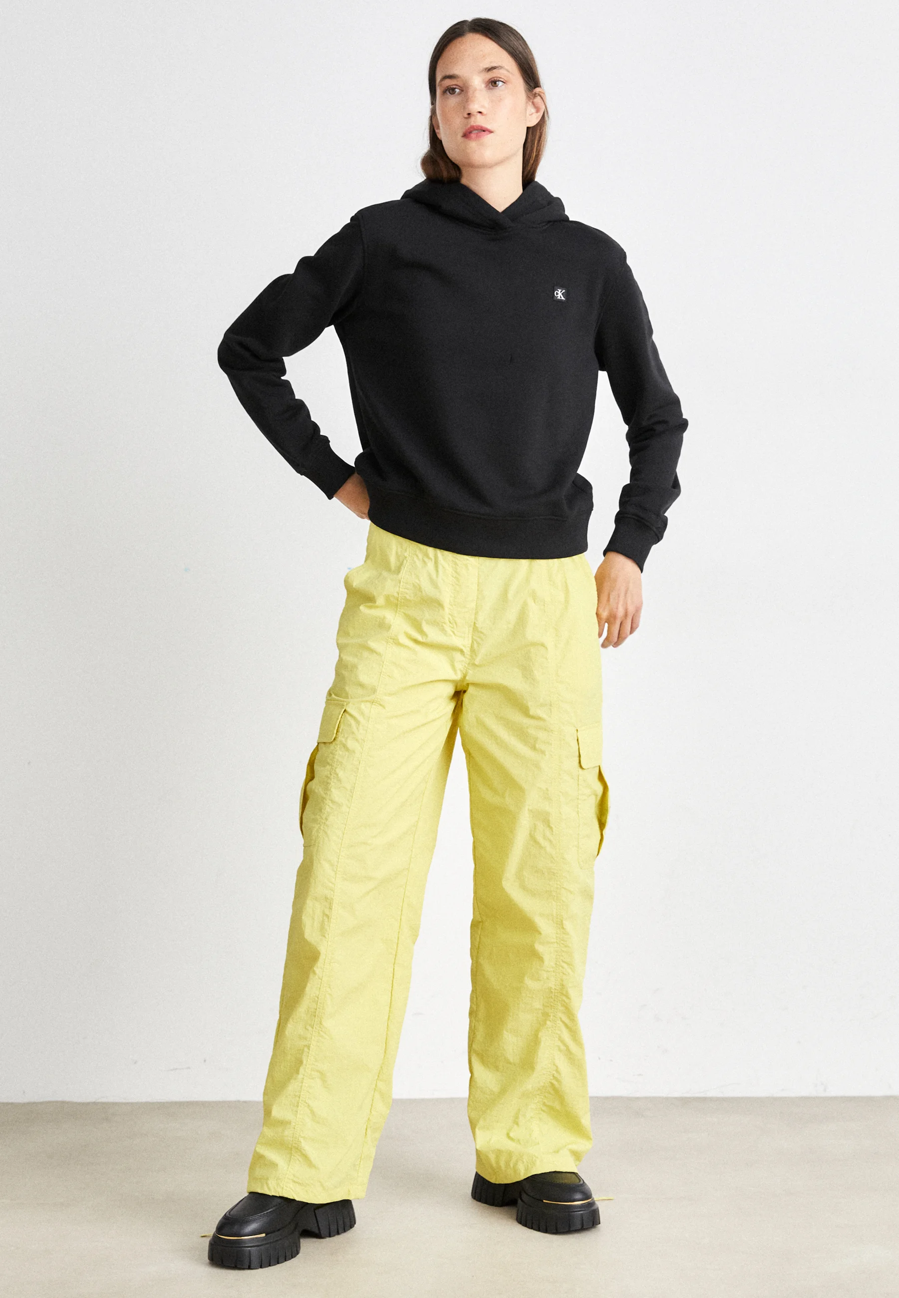 Jeans BADGE REGULAR HOODIE - Felpa