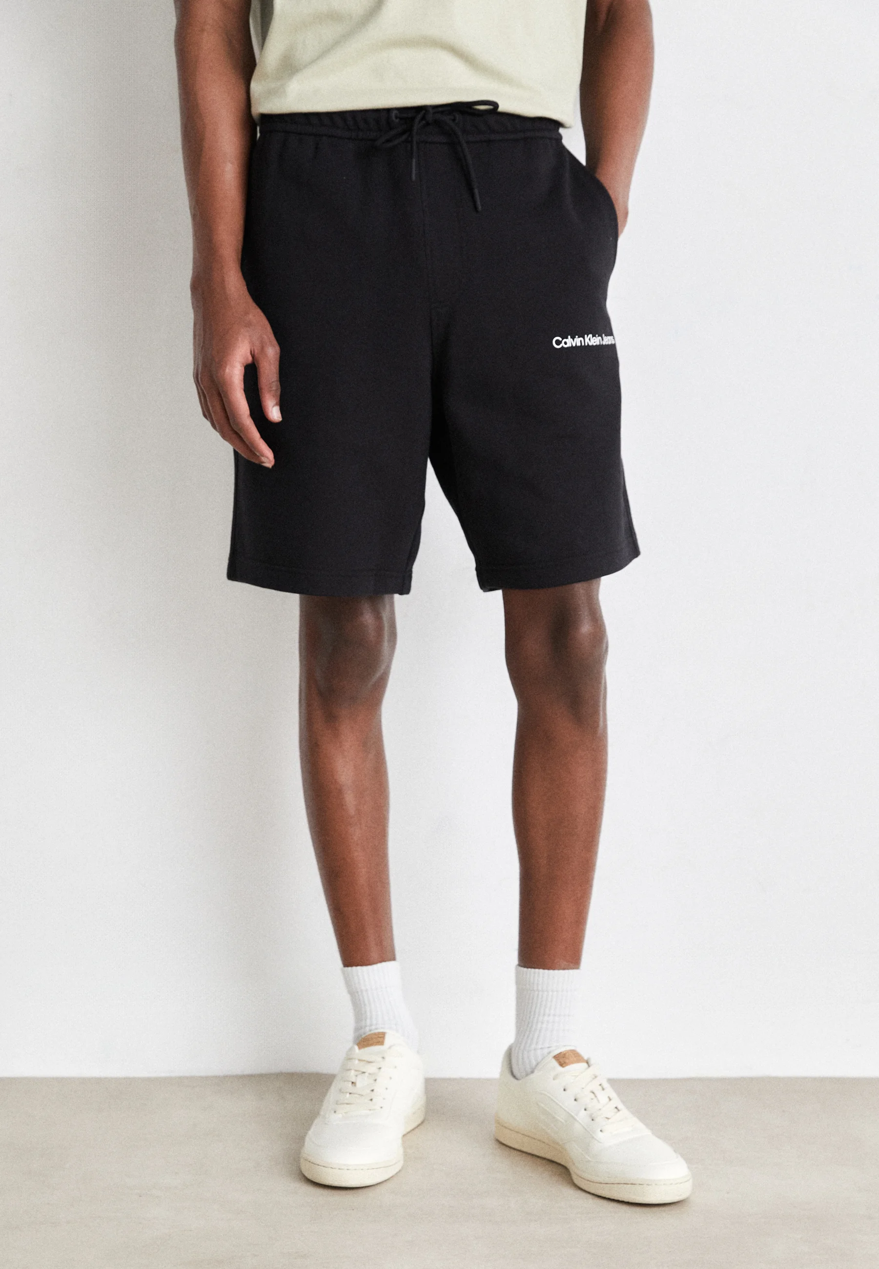Jeans INSTITUTIONAL - Pantaloni sportivi