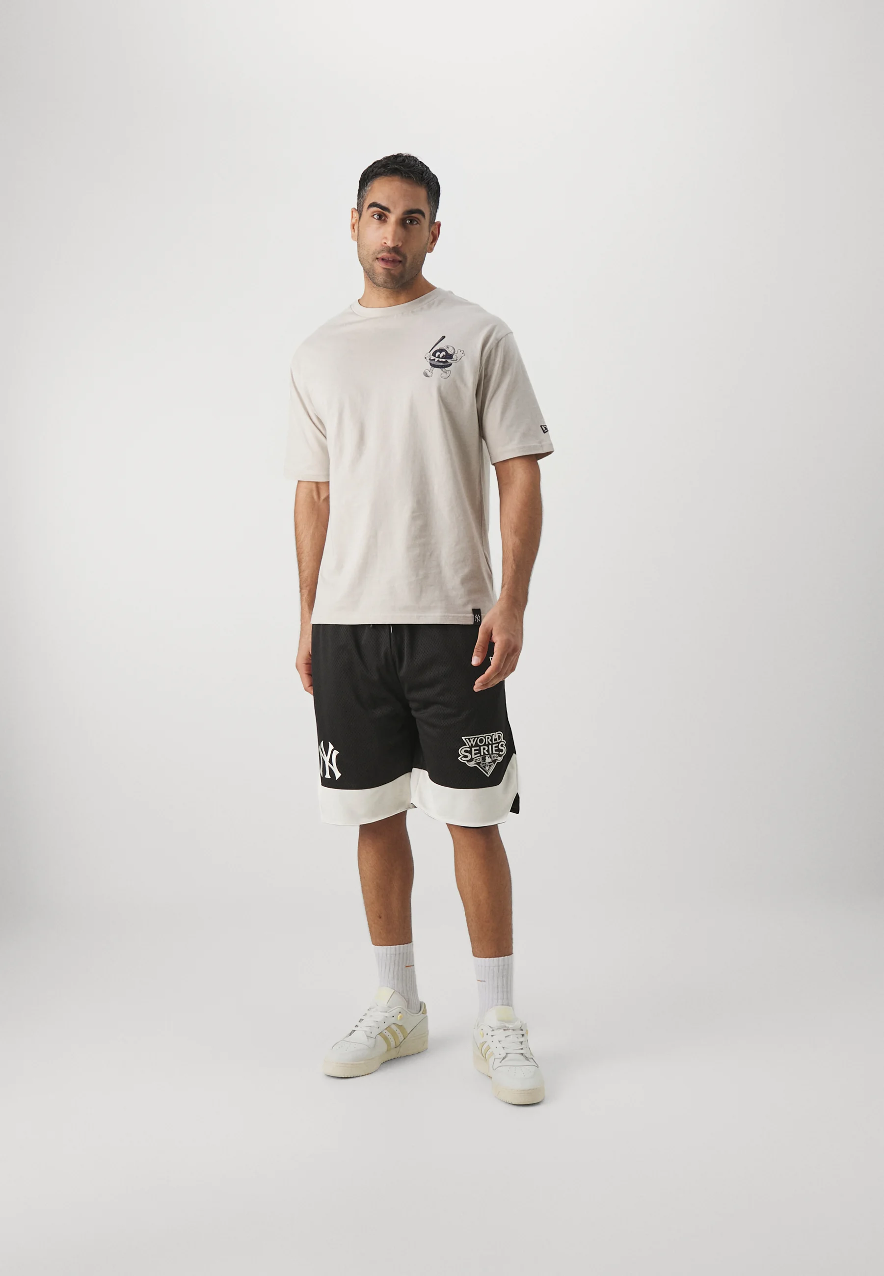 New Era MLB NEW YORK YANKEES FOOD GRAPHIC TEE - Squadra
