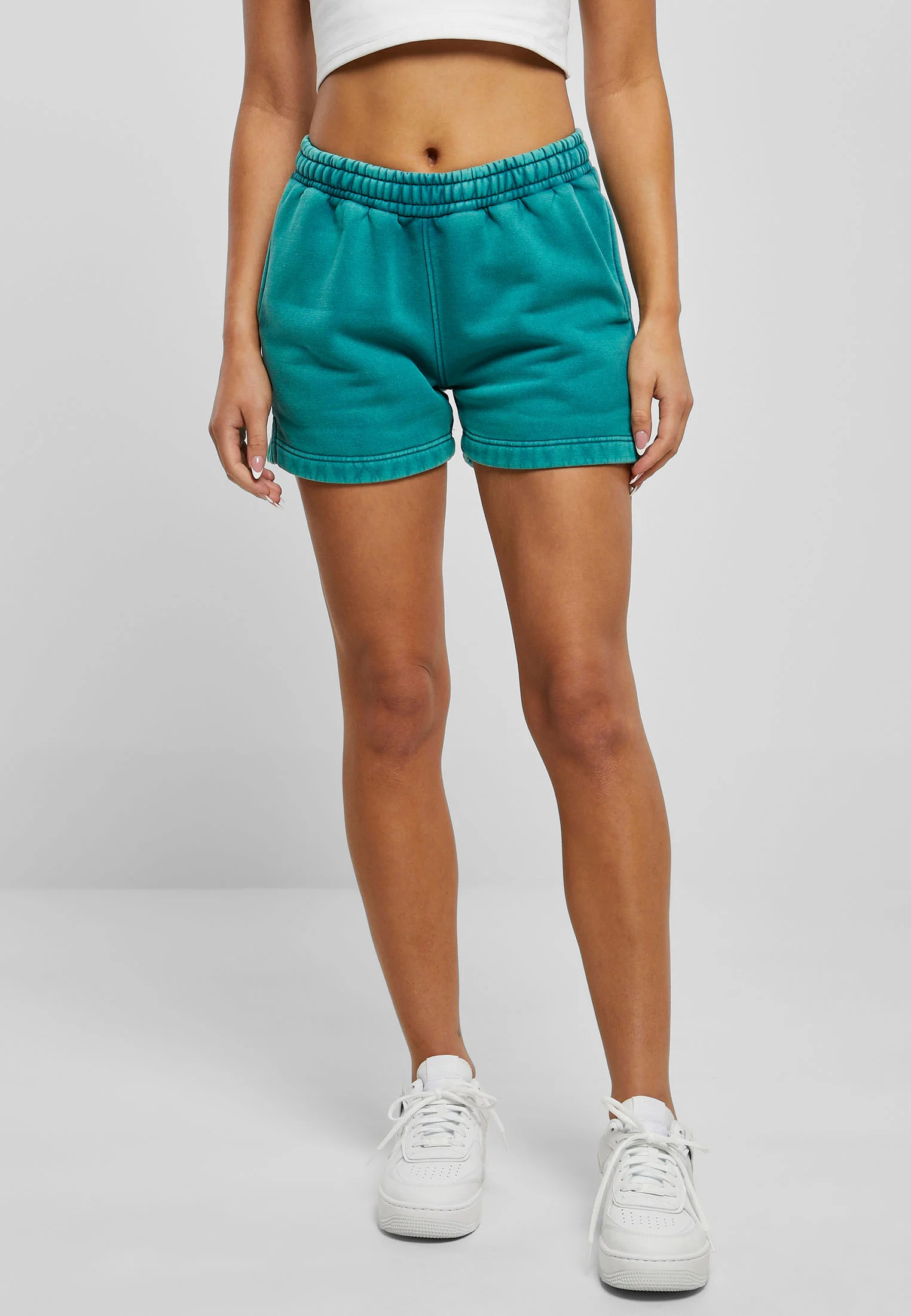 STONE WASHED - Shorts