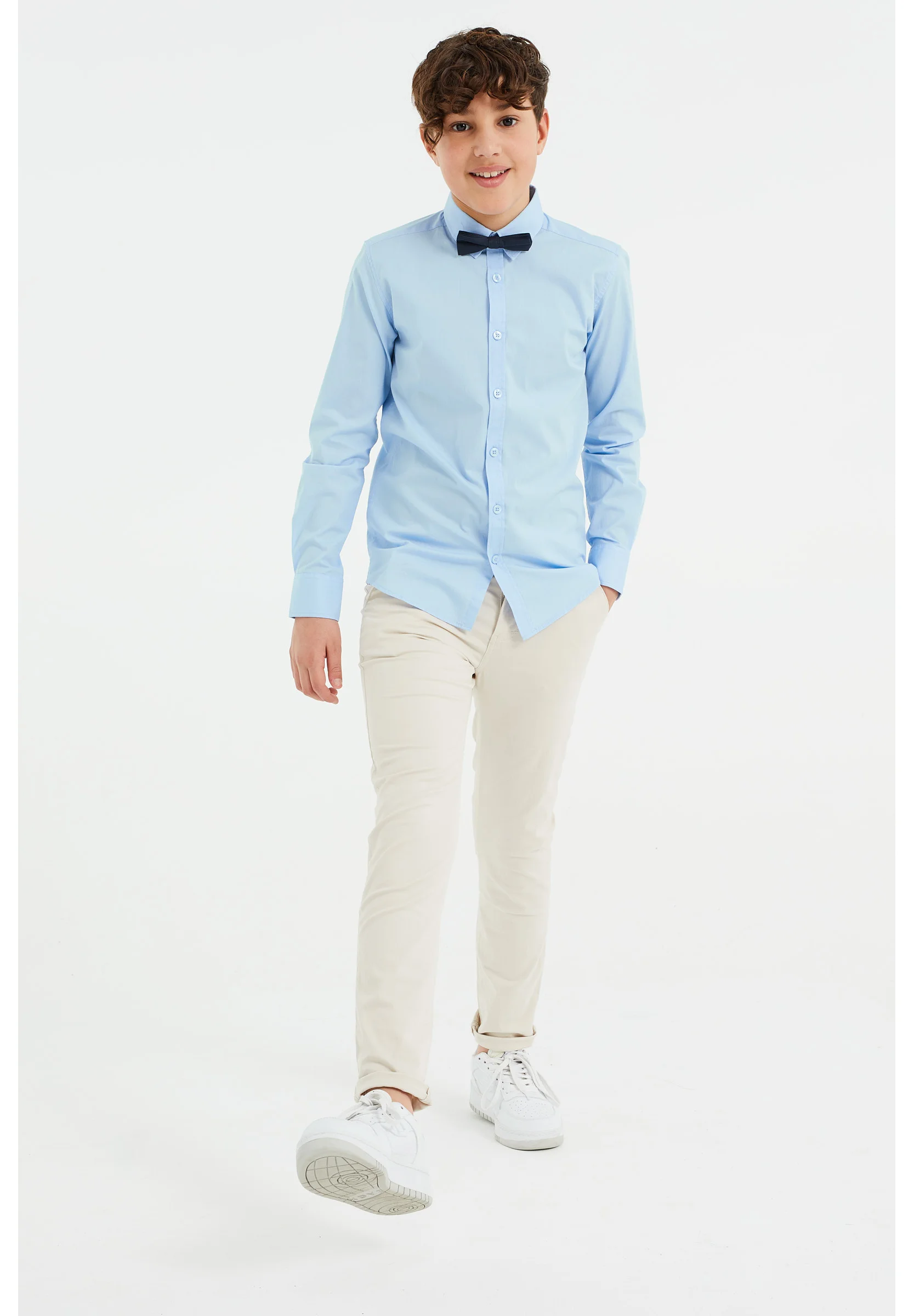 WE Fashion MET VLINDERDAS - Camicia