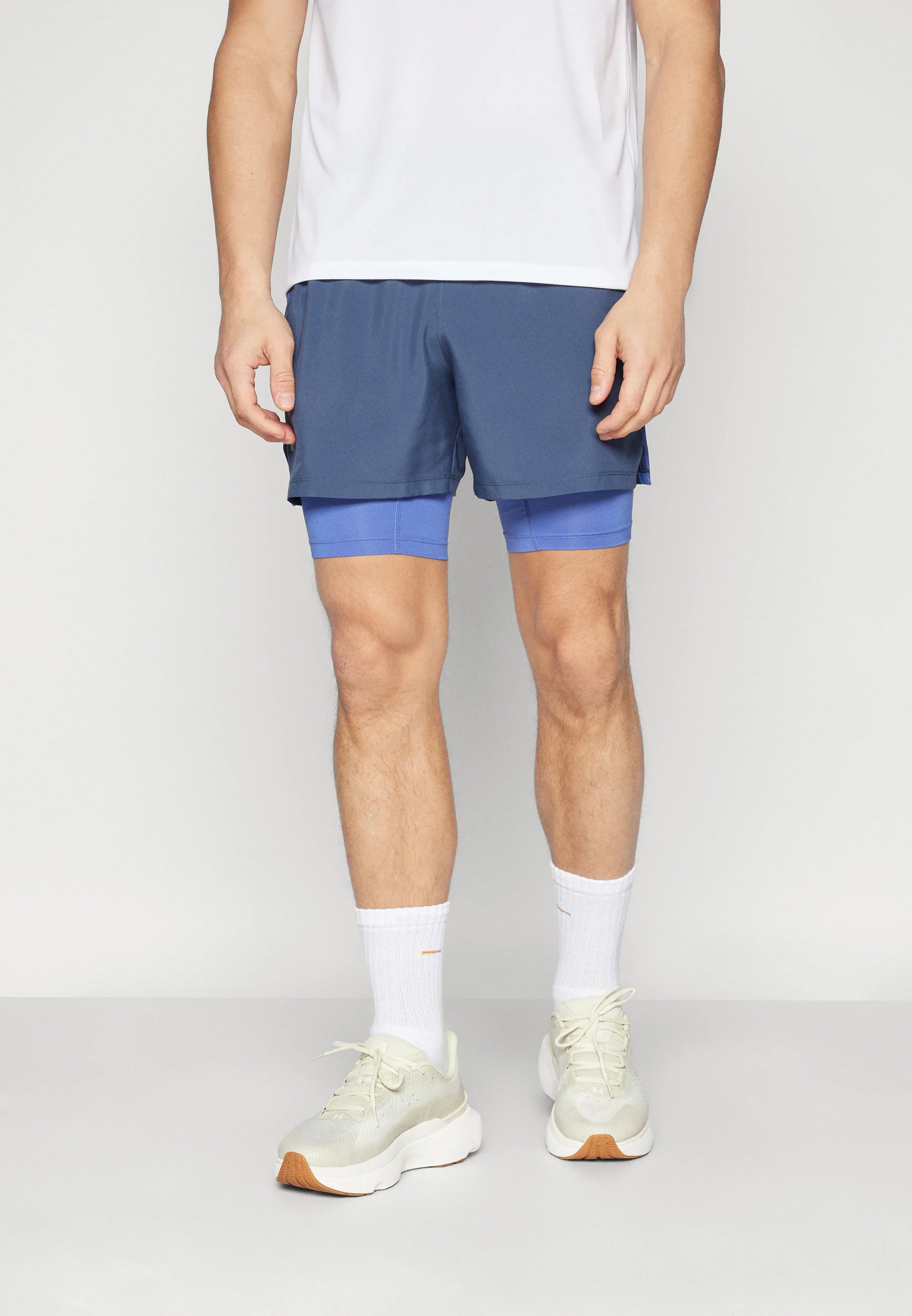 Under Armour LAUNCH SHORT - Pantaloncini sportivi