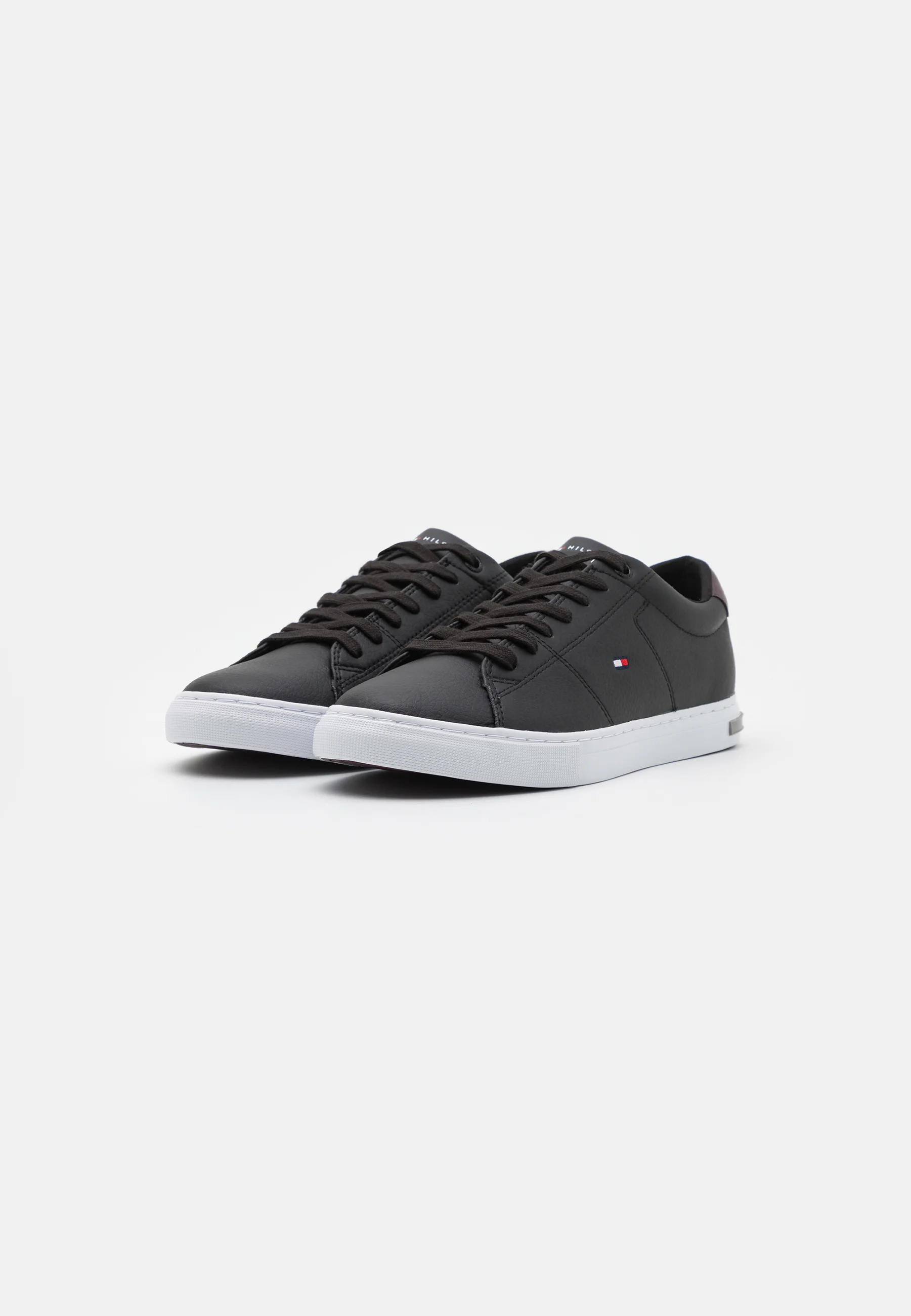 ESSENTIAL- Sneakers basse