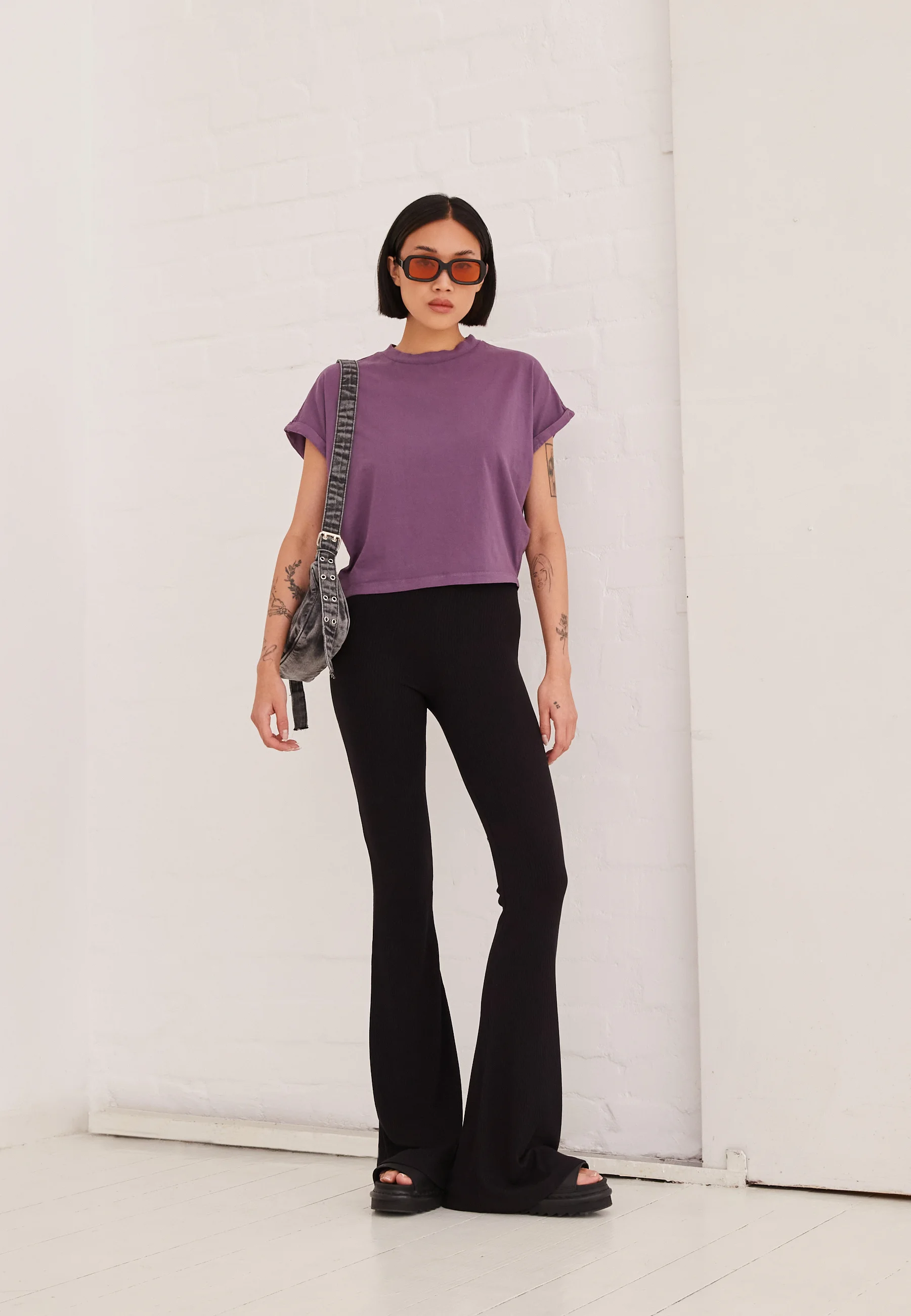 LADIES SHORT PIGMENT DYE CUT ON SLEEVE TEE - T-shirt basic