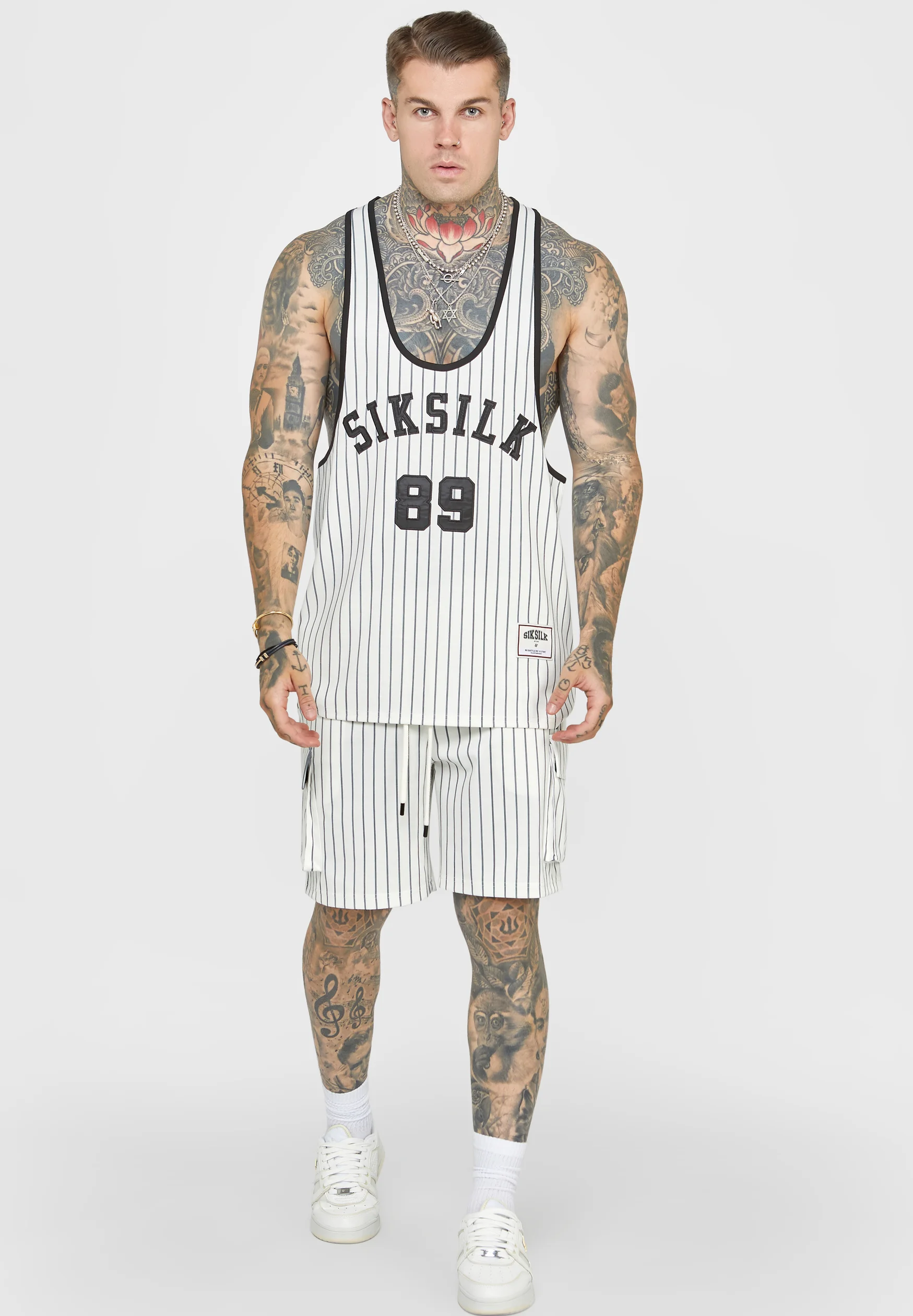 SIKSILK ANNIVERSARY CARGO - Shorts