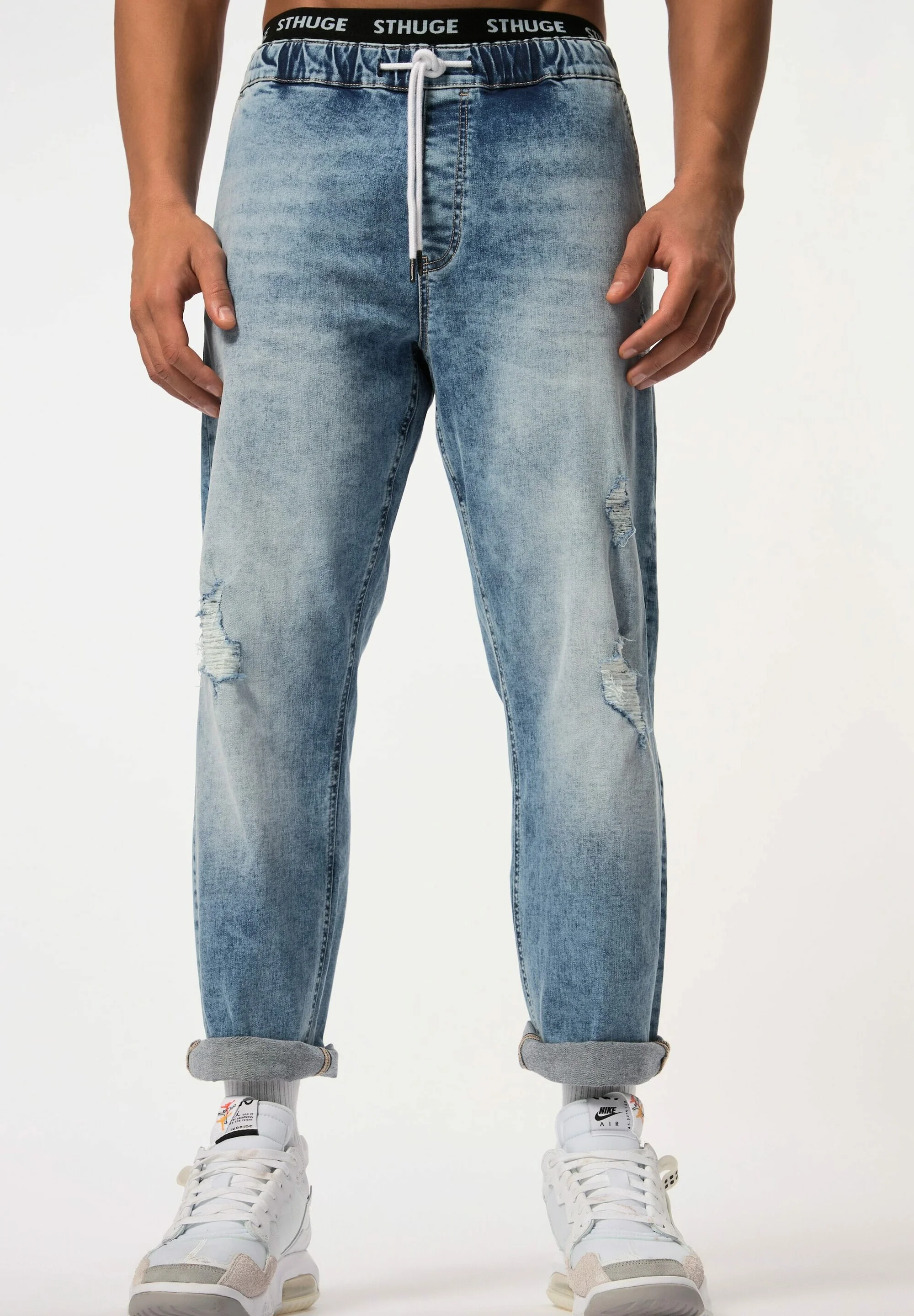 STHUGE Jeans a sigaretta