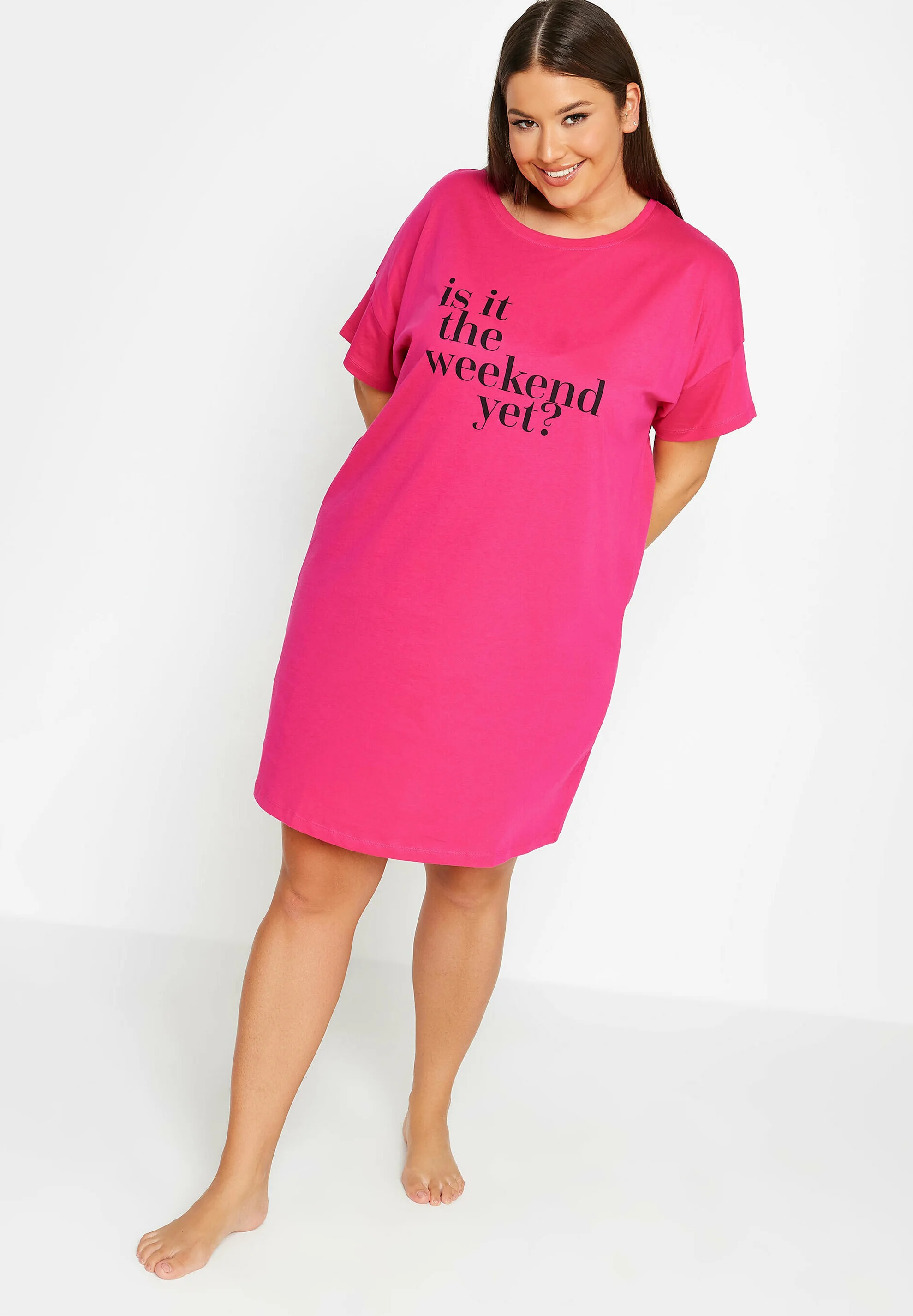 Yours Clothing 'IS IT THE WEEKEND YET?' SLOGAN- Camicia da notte