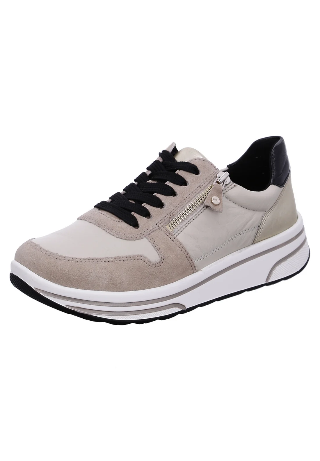 ara Stringate sportive