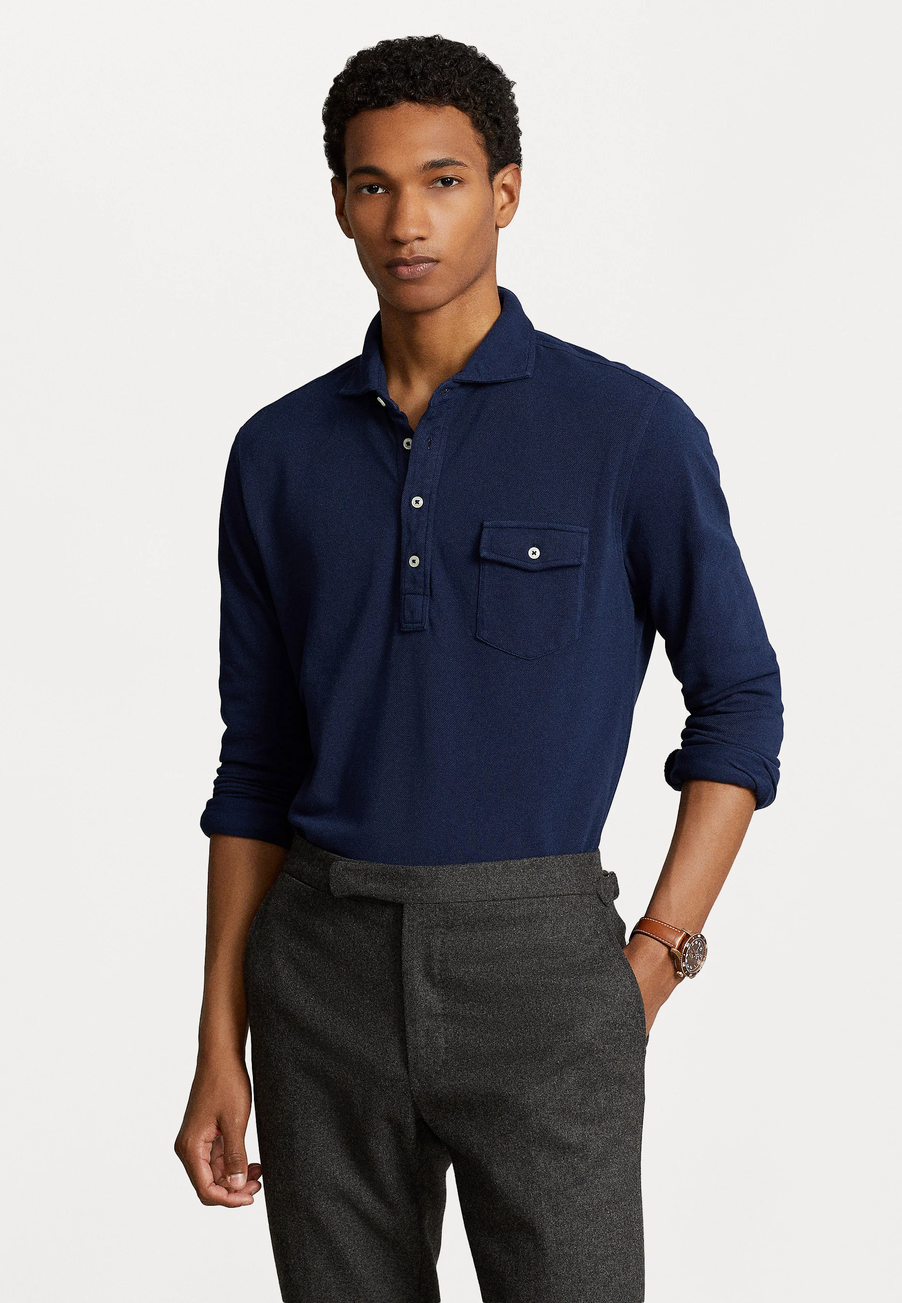 - Polo