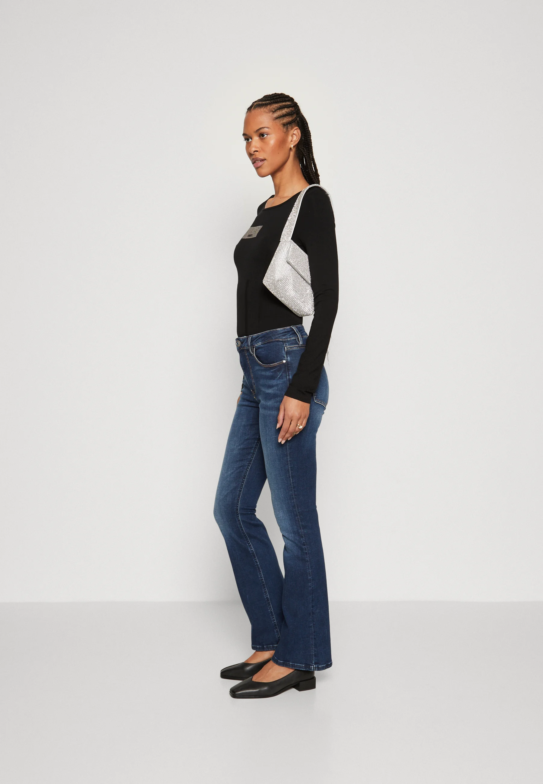 Jeans a zampa