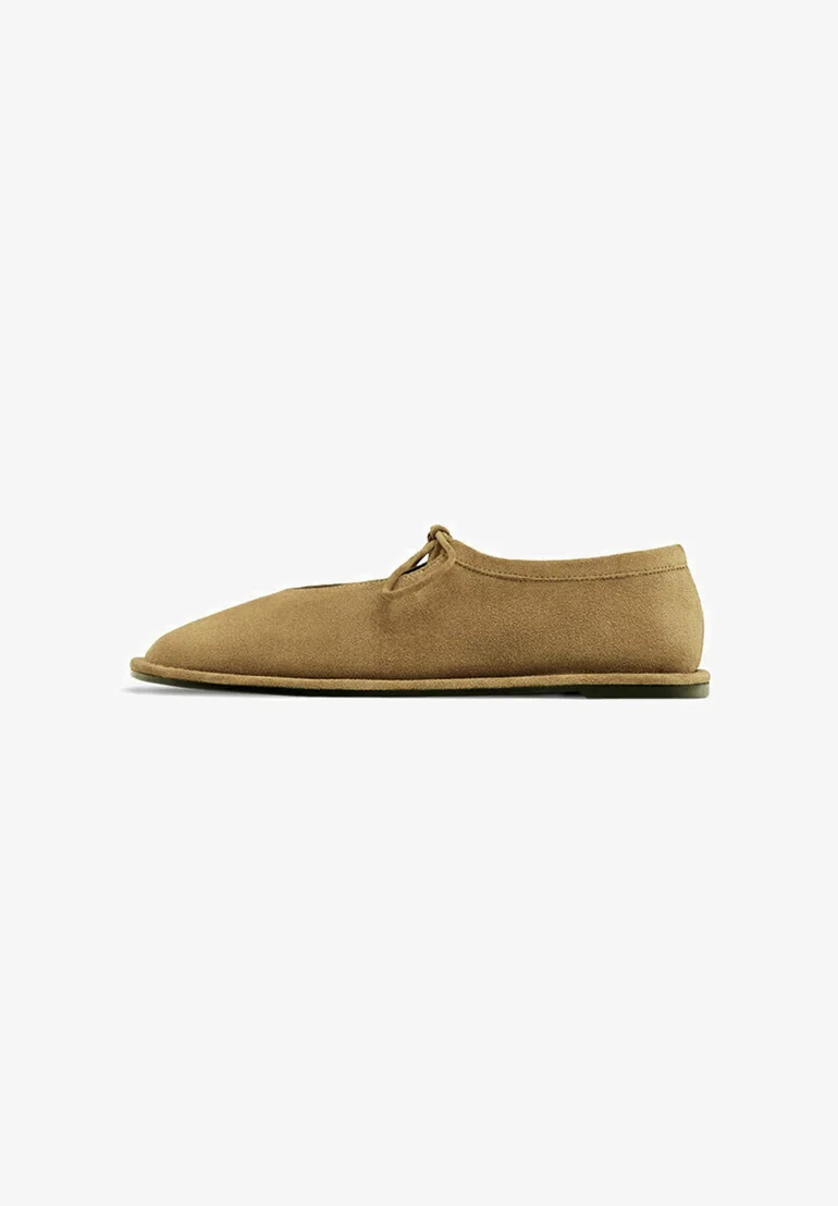 Massimo Dutti TIED SPLIT FLATS - Stringate sportive
