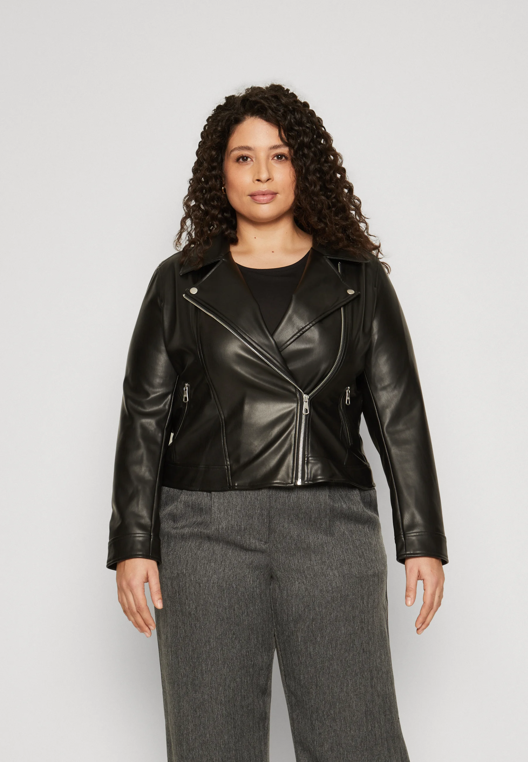 ONLY Carmakoma CARBECCA BIKER - Giacca in similpelle