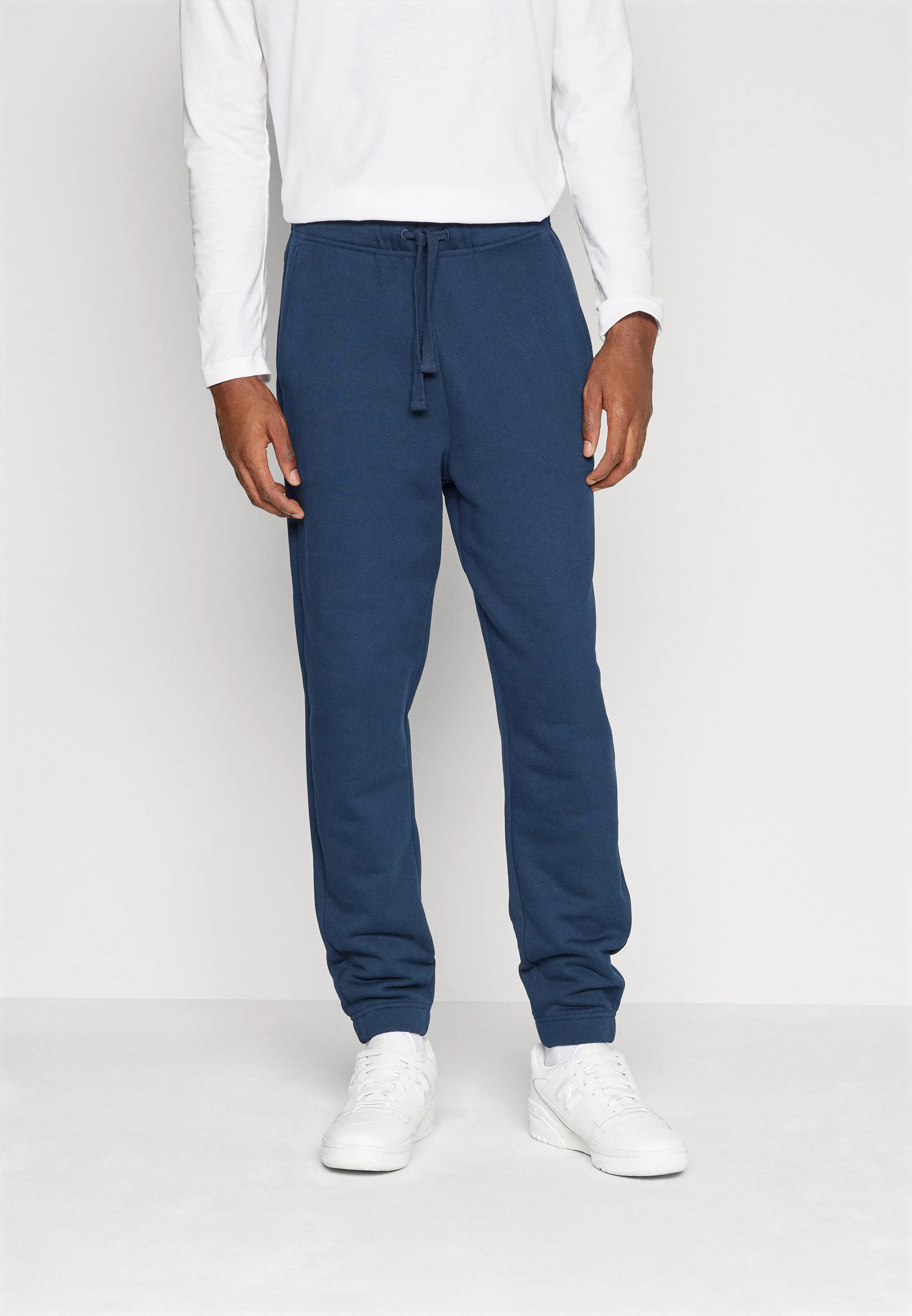 Jeans BADGE JOGGER - Pantaloni sportivi