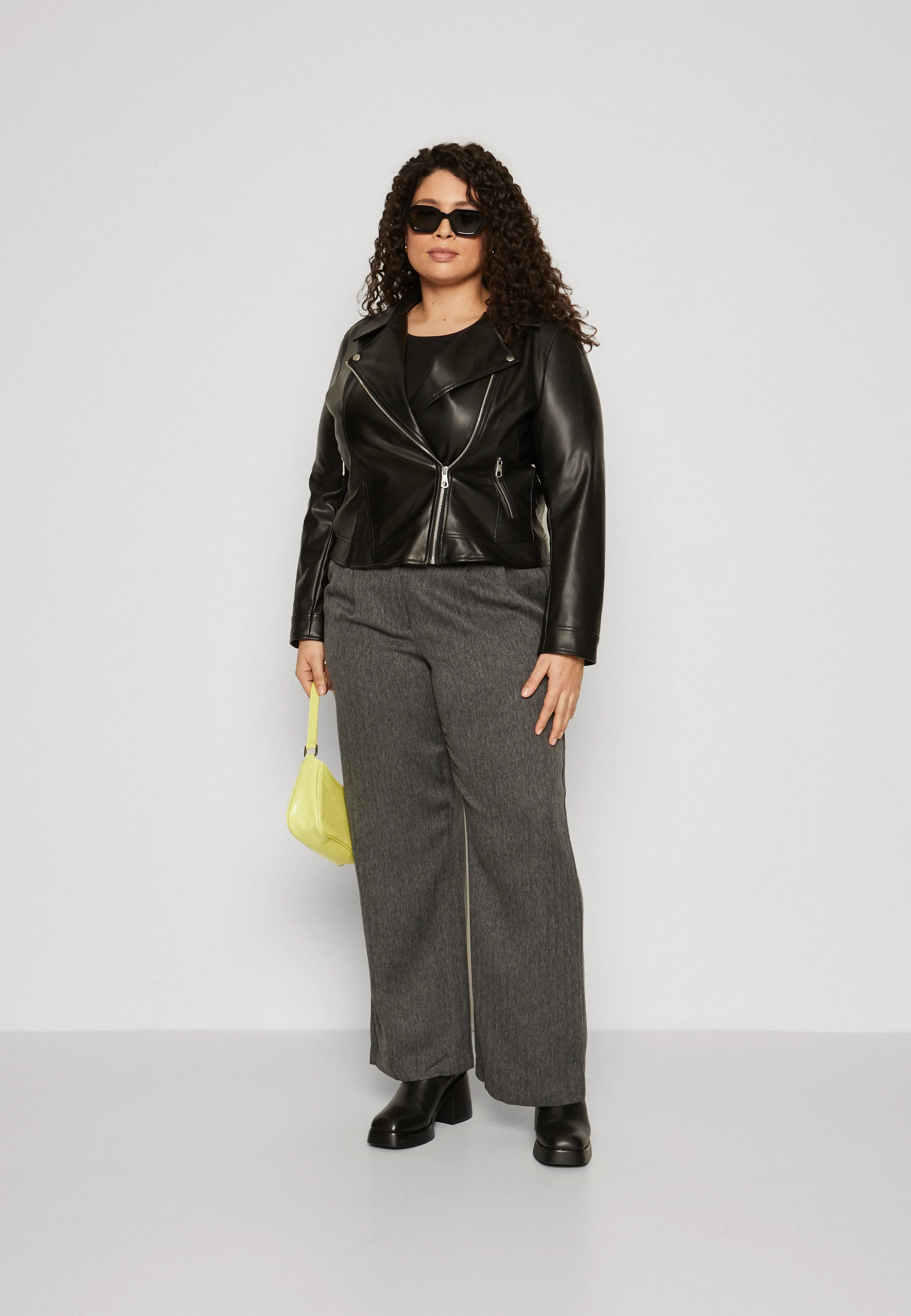 ONLY Carmakoma CARBECCA BIKER - Giacca in similpelle