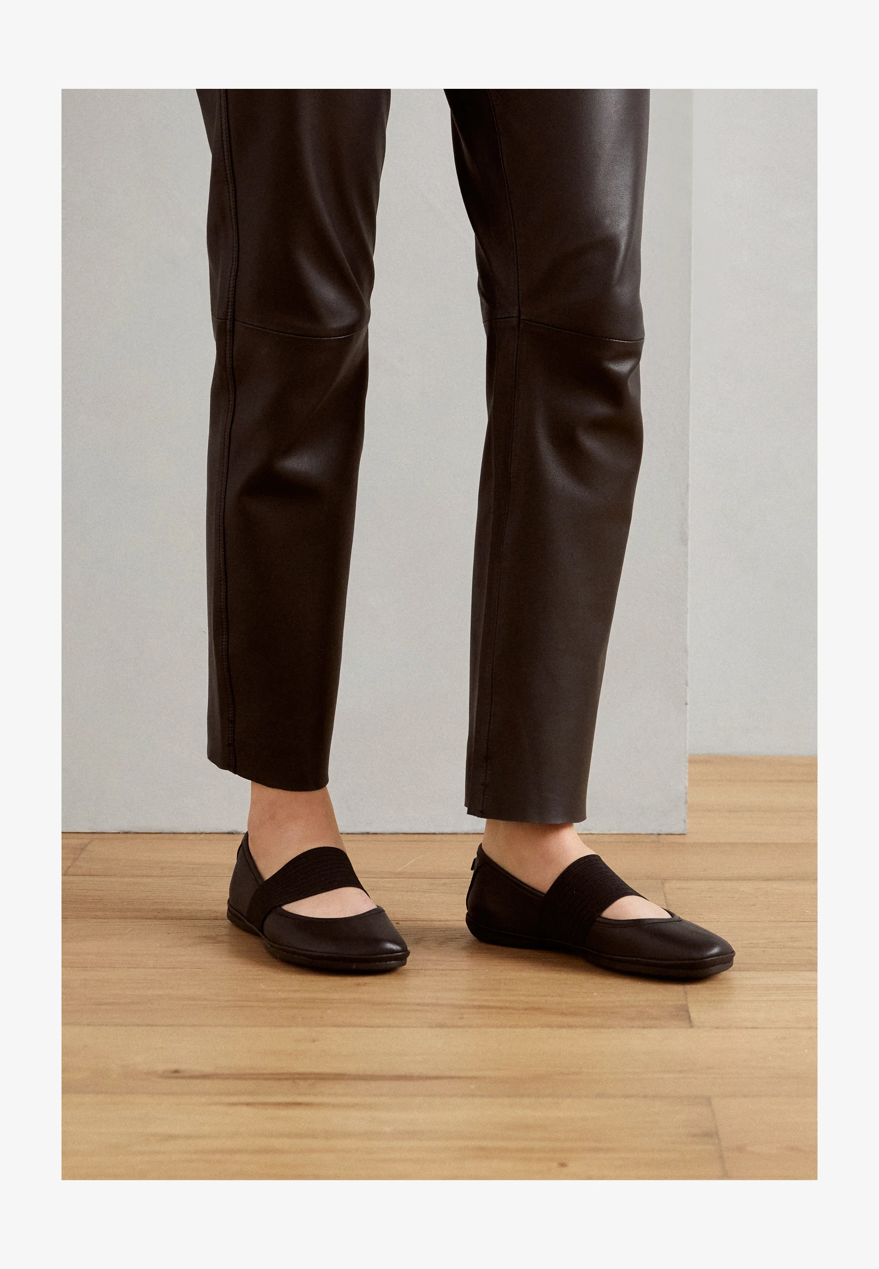 Camper RIGHT NINA - Ballerine con cinturino