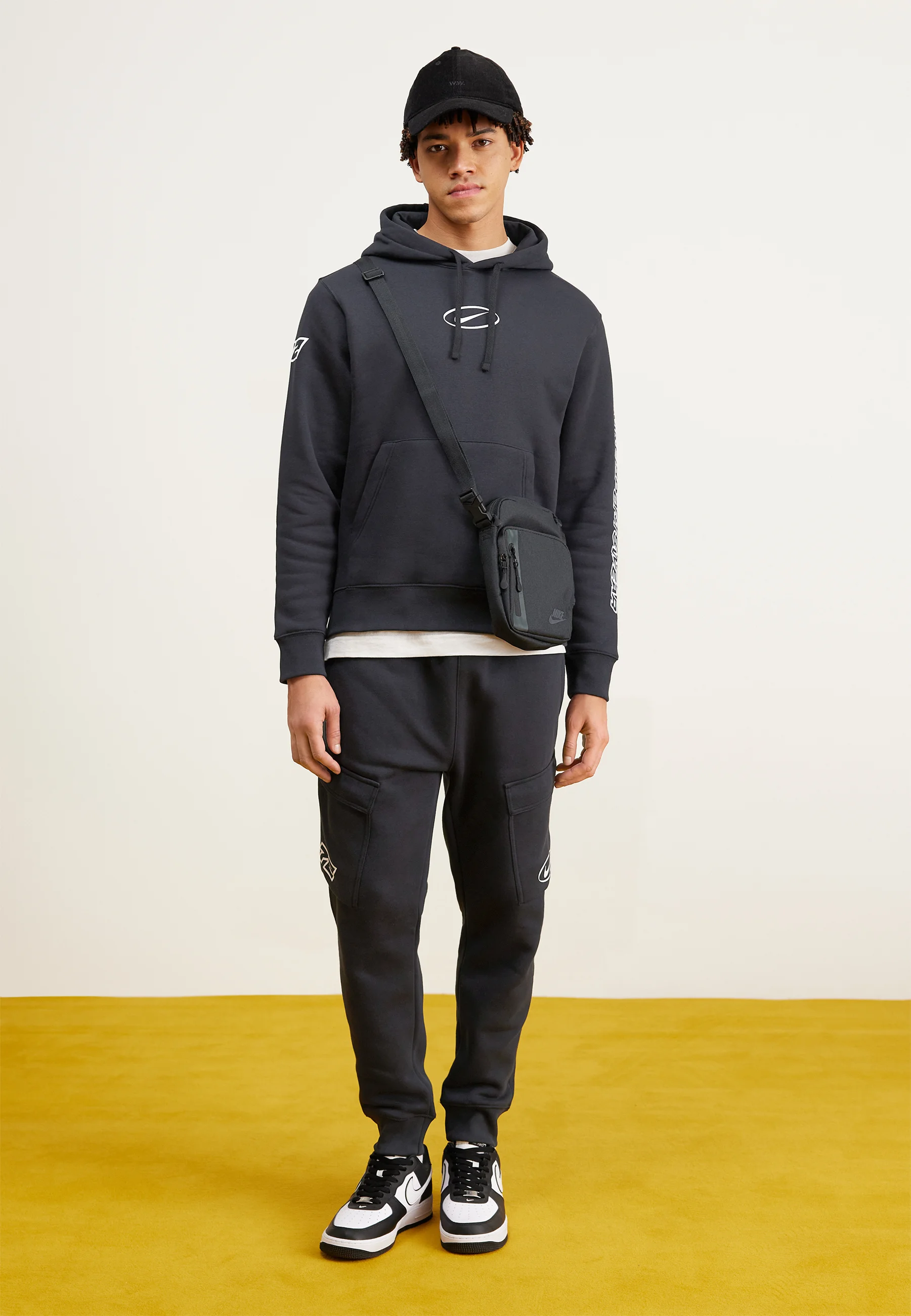 Sportswear CARGO PANT - Pantaloni sportivi