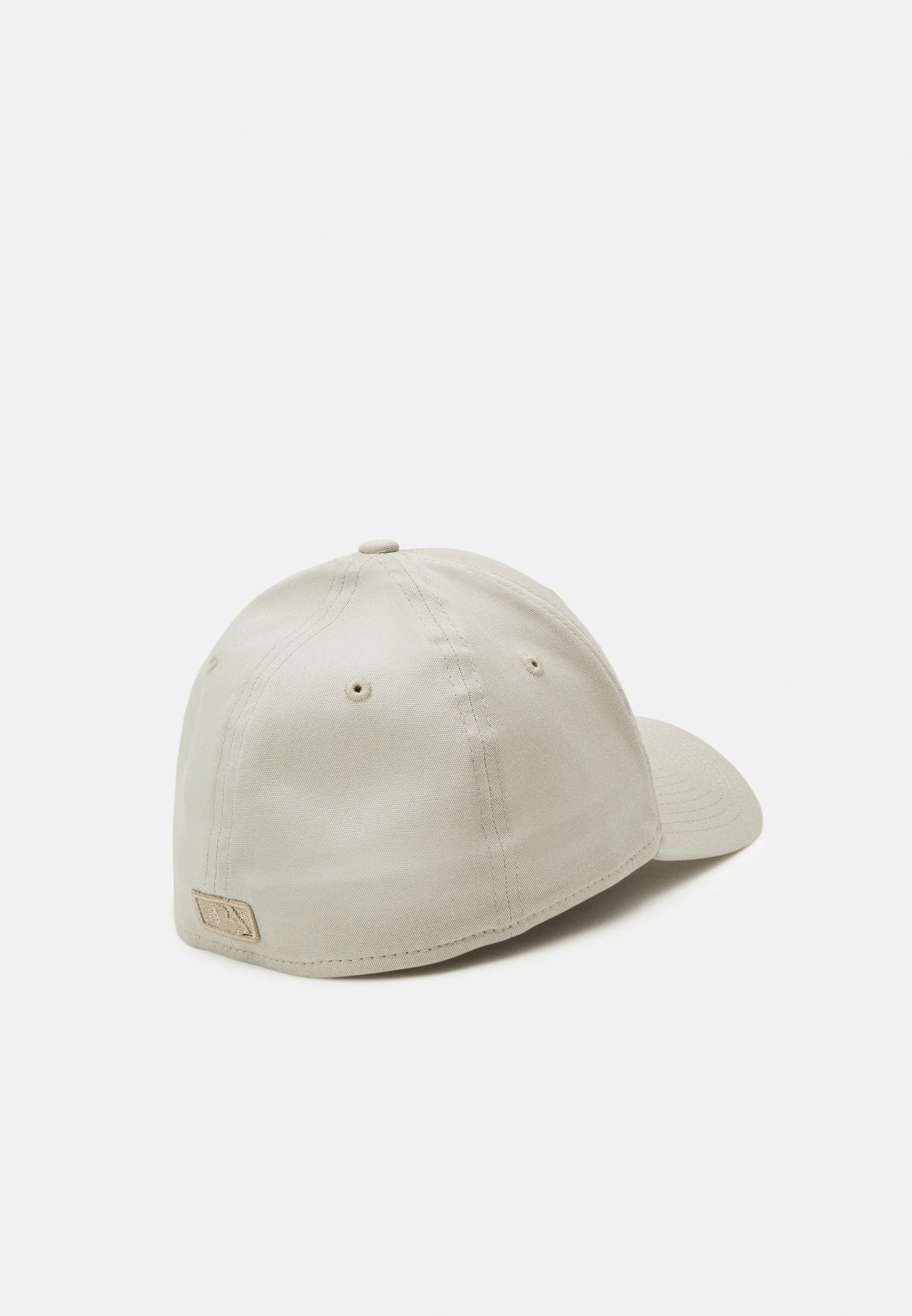 New Era OUTLINE 39THIRTY® UNISEX - Cappellino