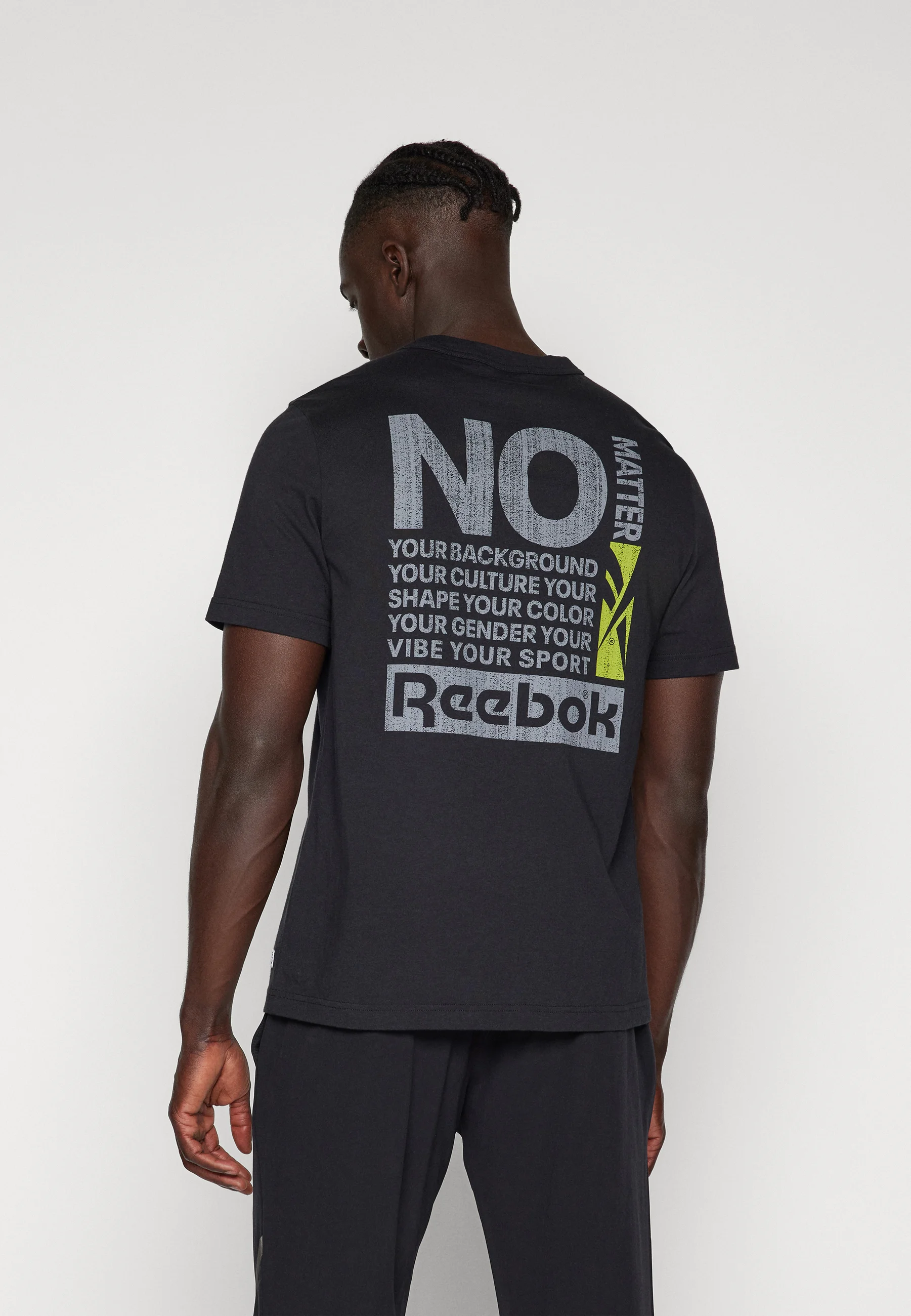 Reebok NOT A SPECTATOR - T-shirt con stampa