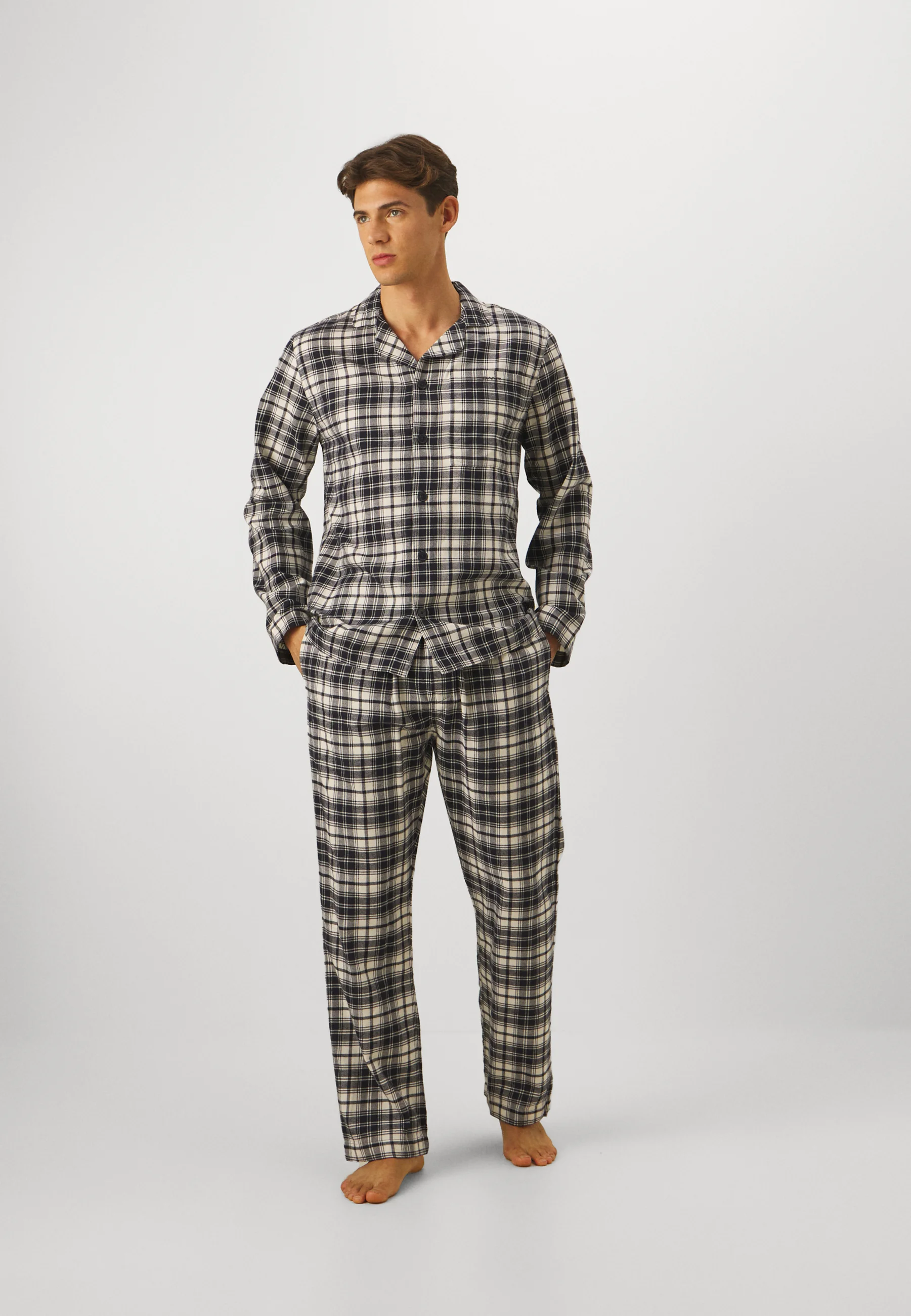 GANT PANTS AND SHIRT - Pigiama