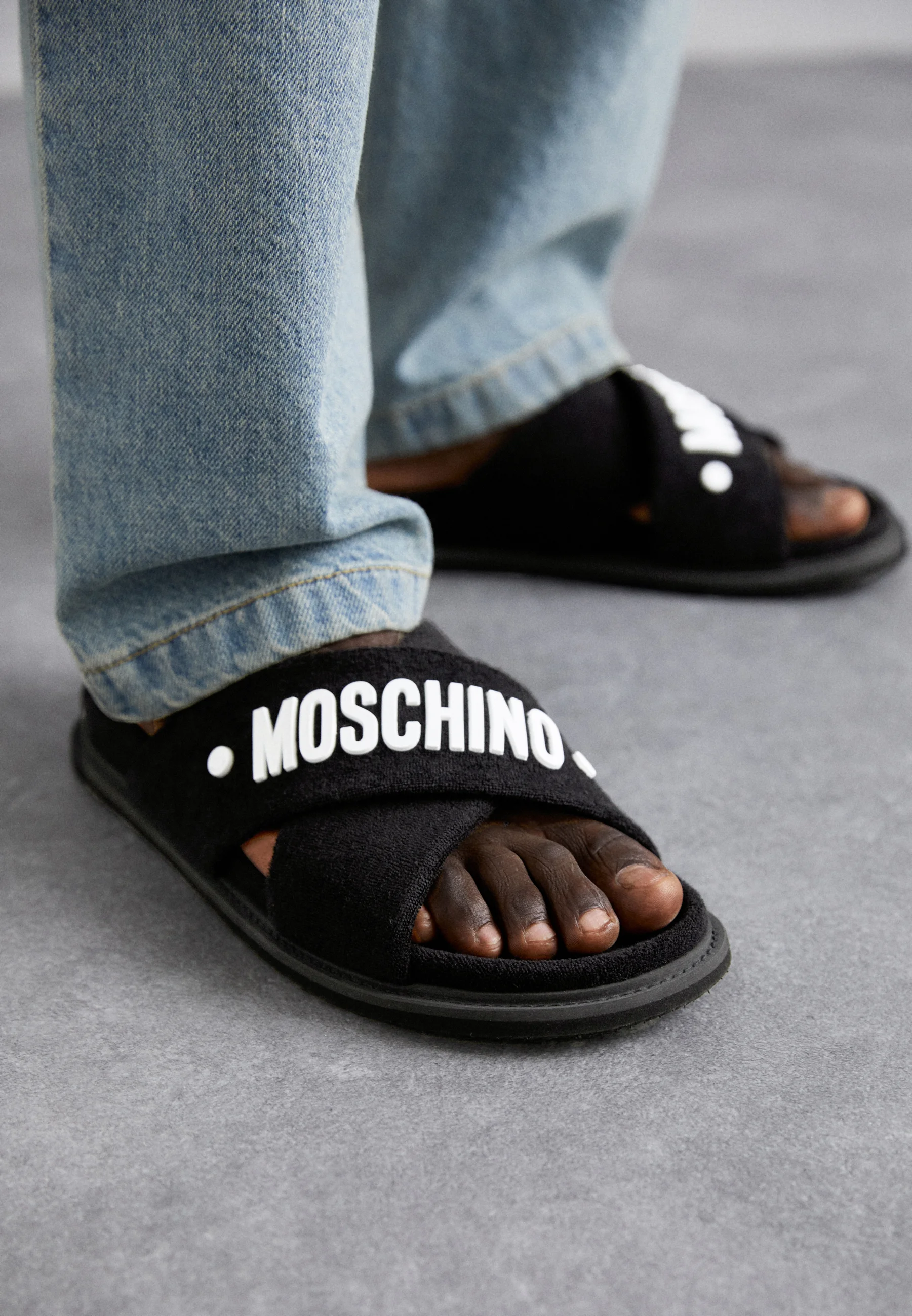 MOSCHINO Pantofole