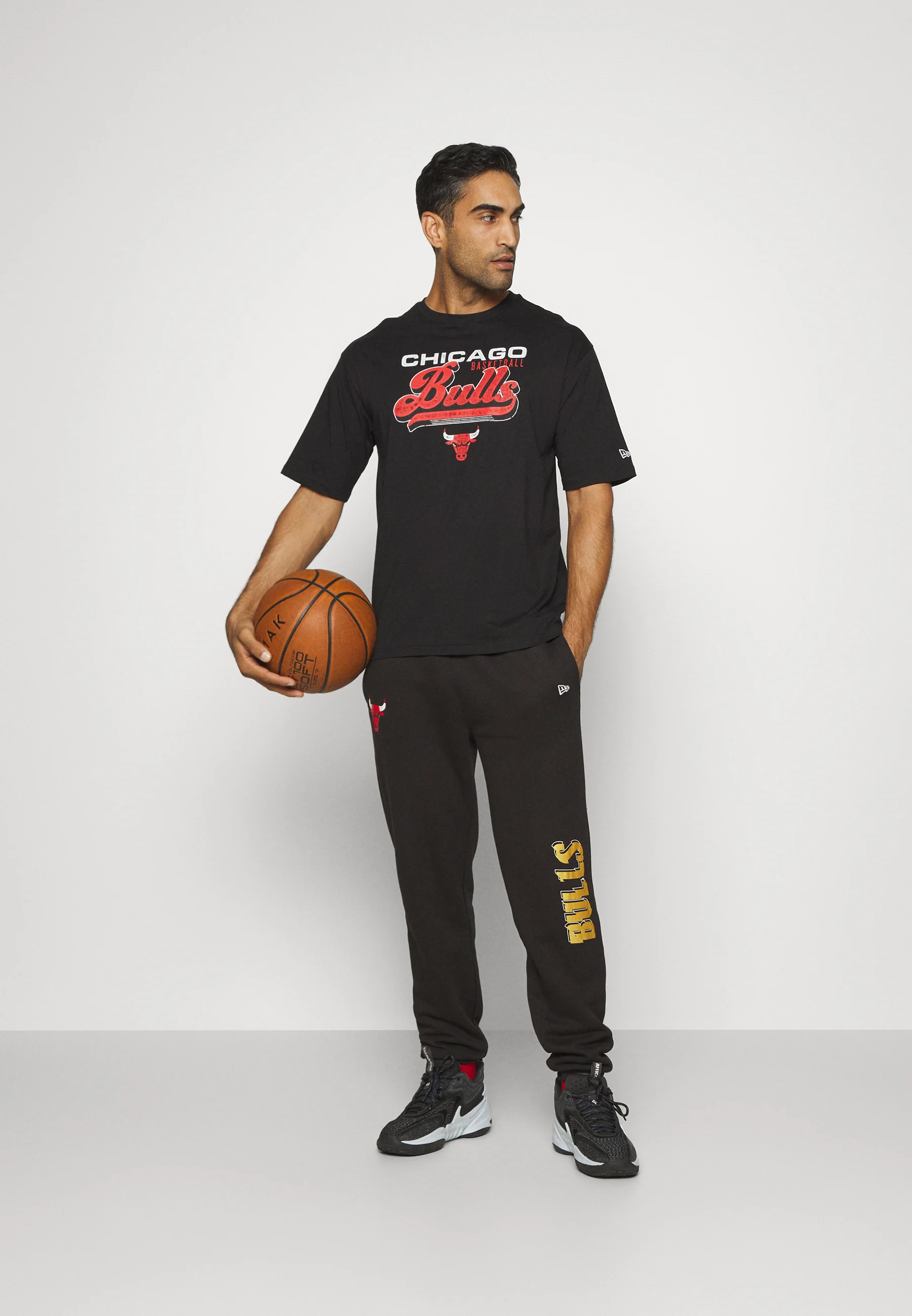 New Era NBA CHICAGO BULLS GRAPHIC TEE - T-shirt con stampa