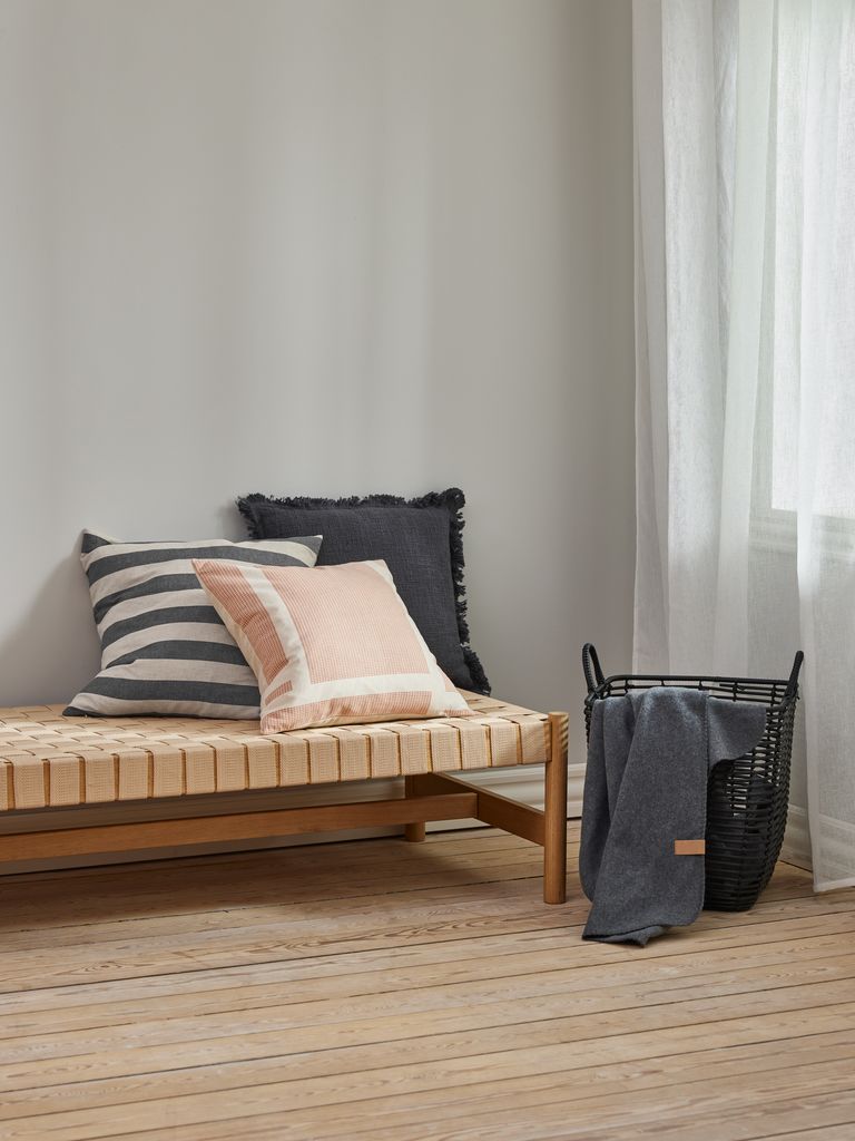 Fleece throw DAGLILJE 130x170 dark grey