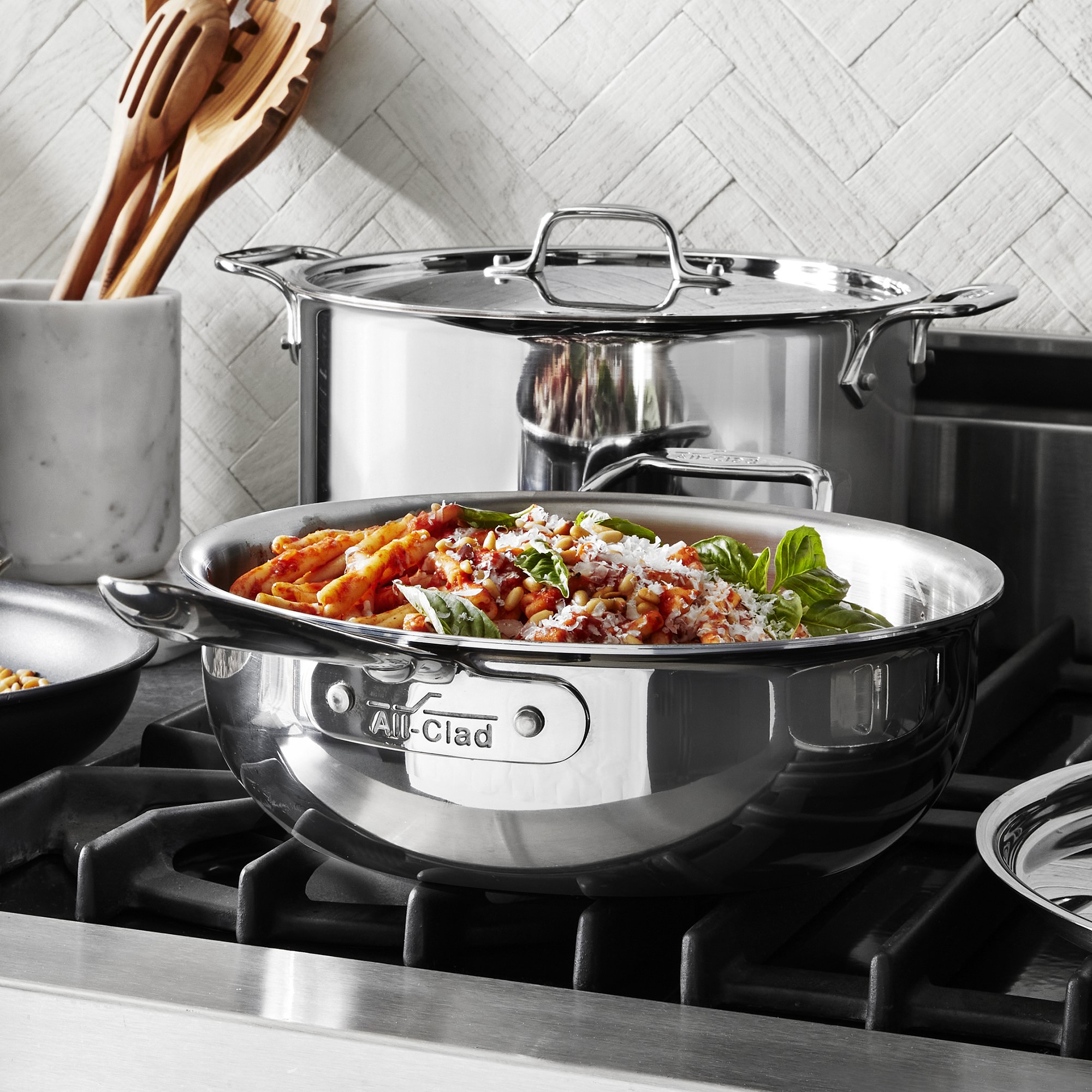All-Clad D5® Stainless-Steel Essential Pan