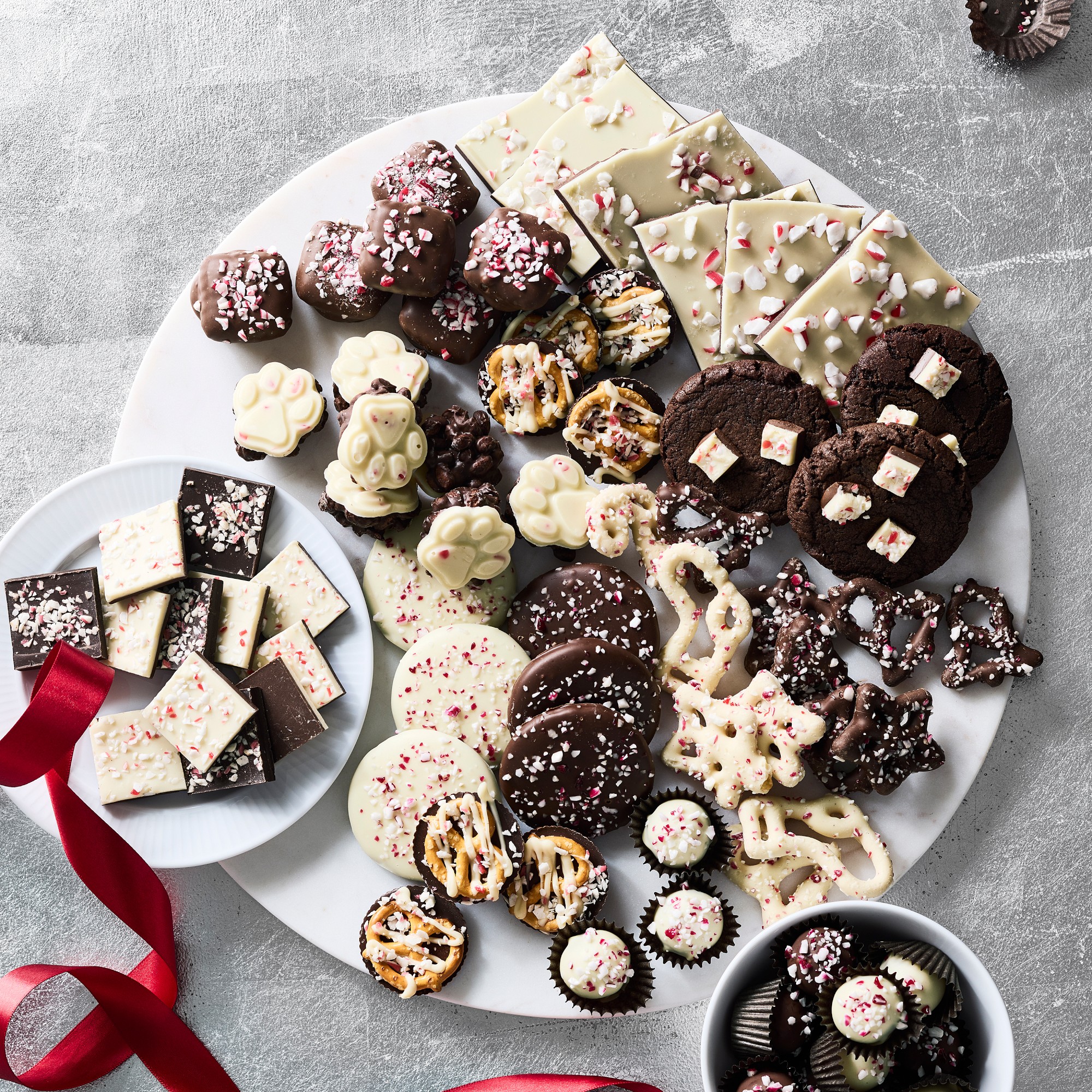 Williams Sonoma Peppermint Bark Pretzels