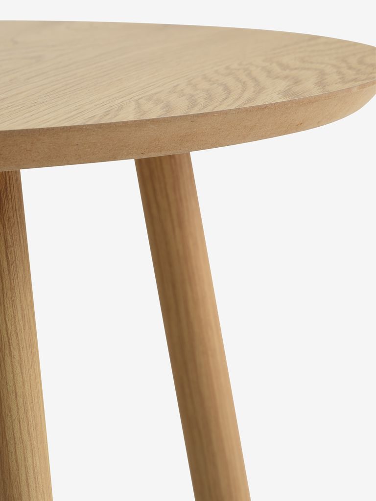 Nest of tables MUNKEBO D55/D45 oak colour pack of 2