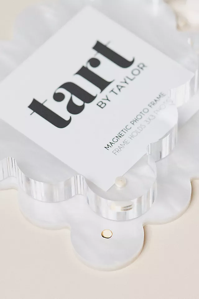 Acrylic Scalloped Picture Frame