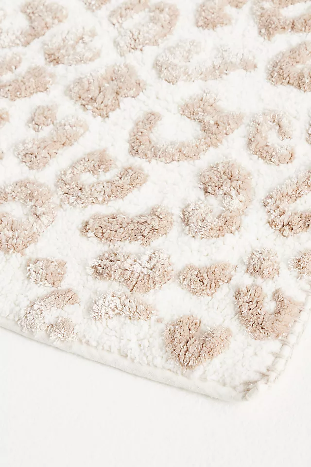 Lola Leopard Tufted Cotton Bath Mat