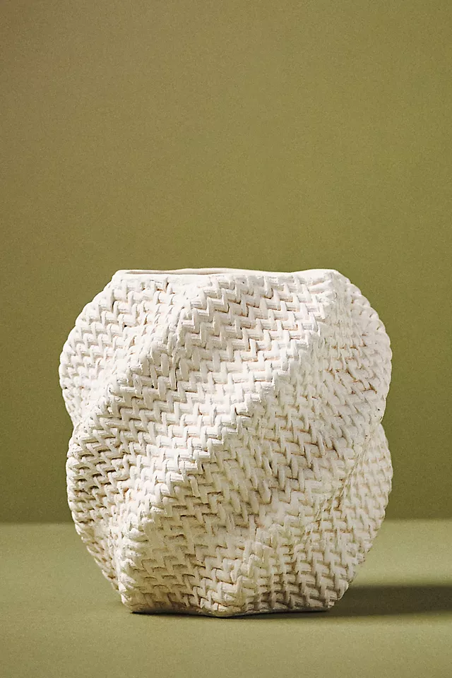 Lennon Twist Textured Cement Pot