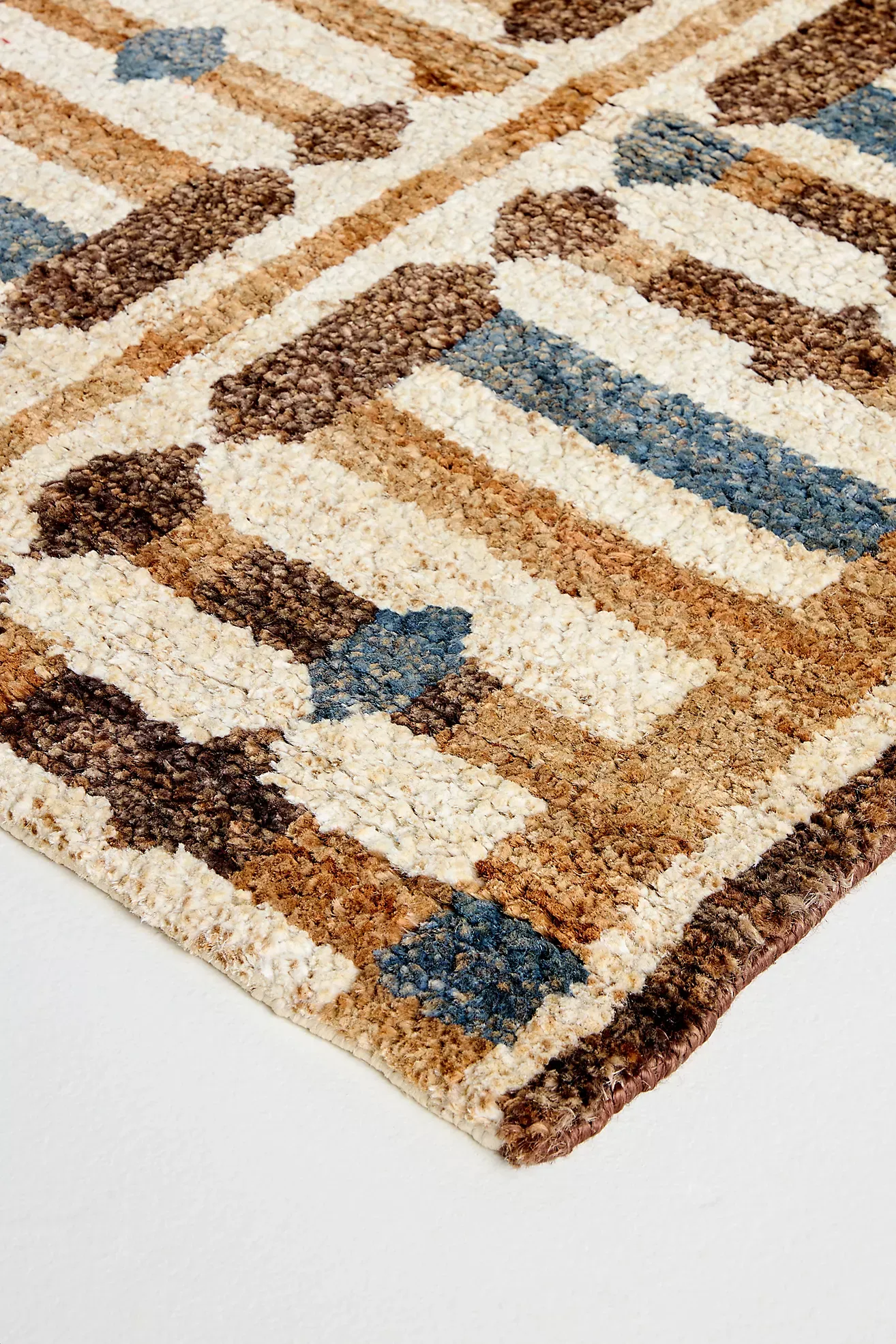 Jute Hand-Knotted Geometric Rug
