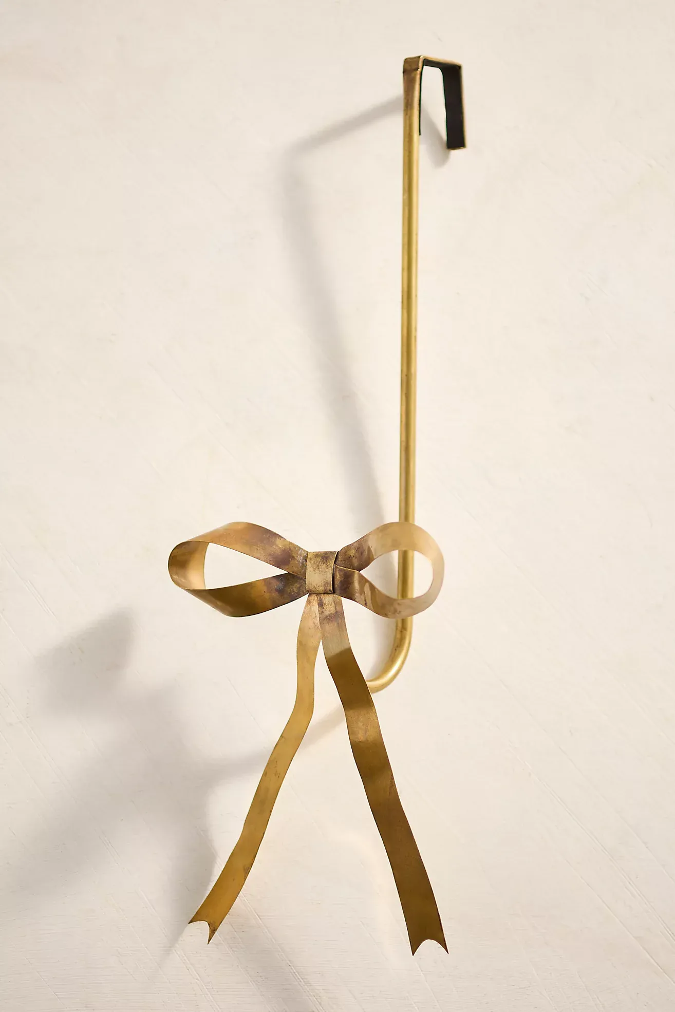 Brass Bow Wreath Hanger