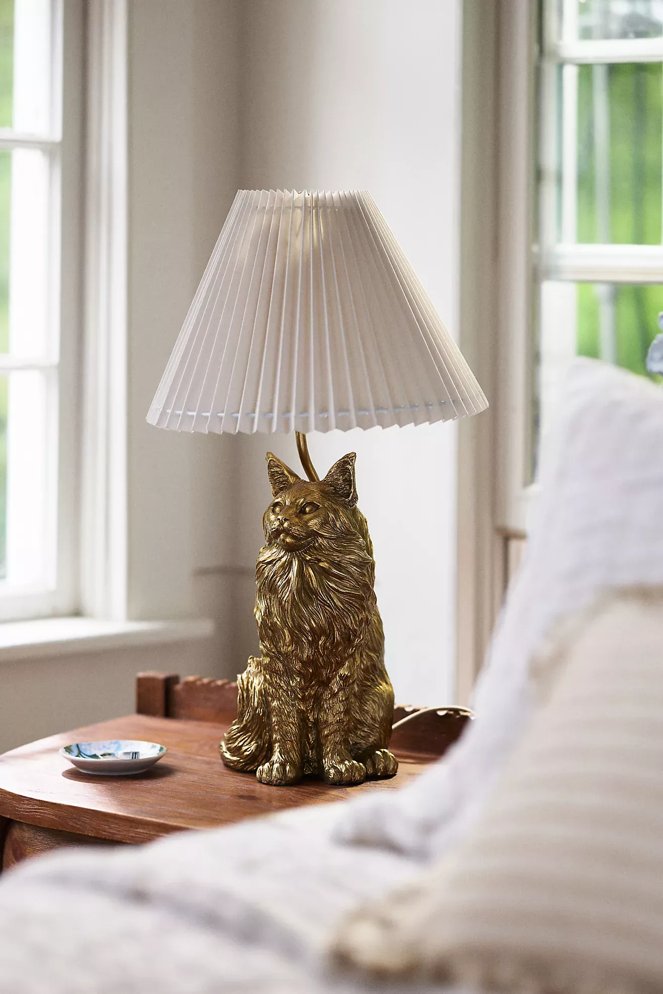 The Icon Table Lamp: Cat Edition