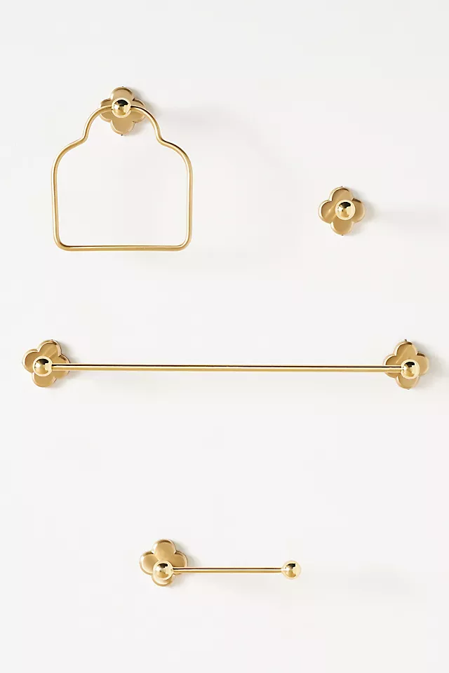 Quinn Clover Brass Bath Hook