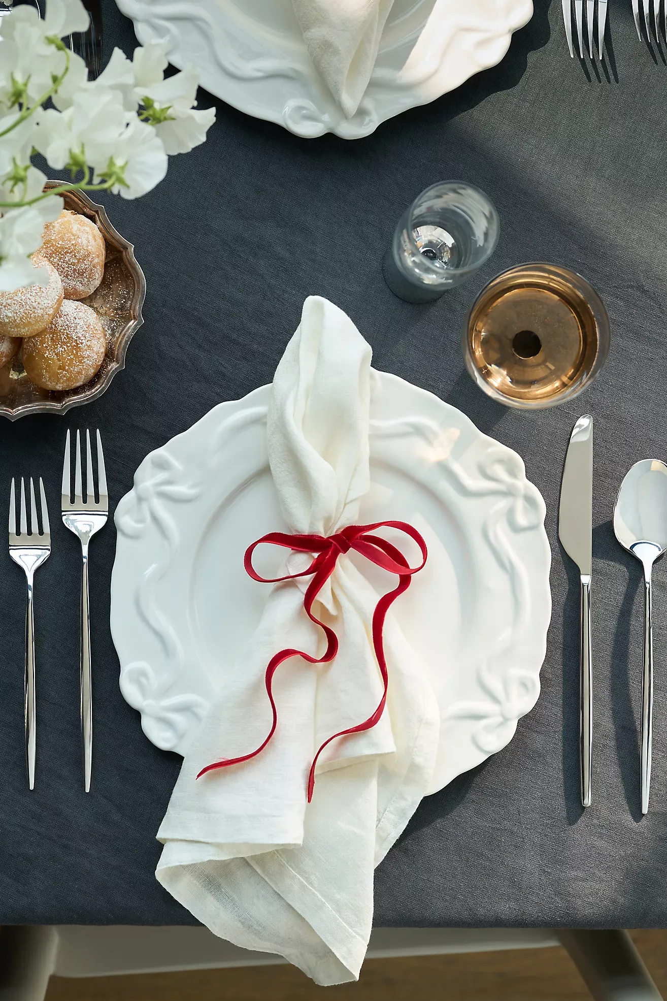 Benedita Bow Stoneware Dinner Plates, Set of 4